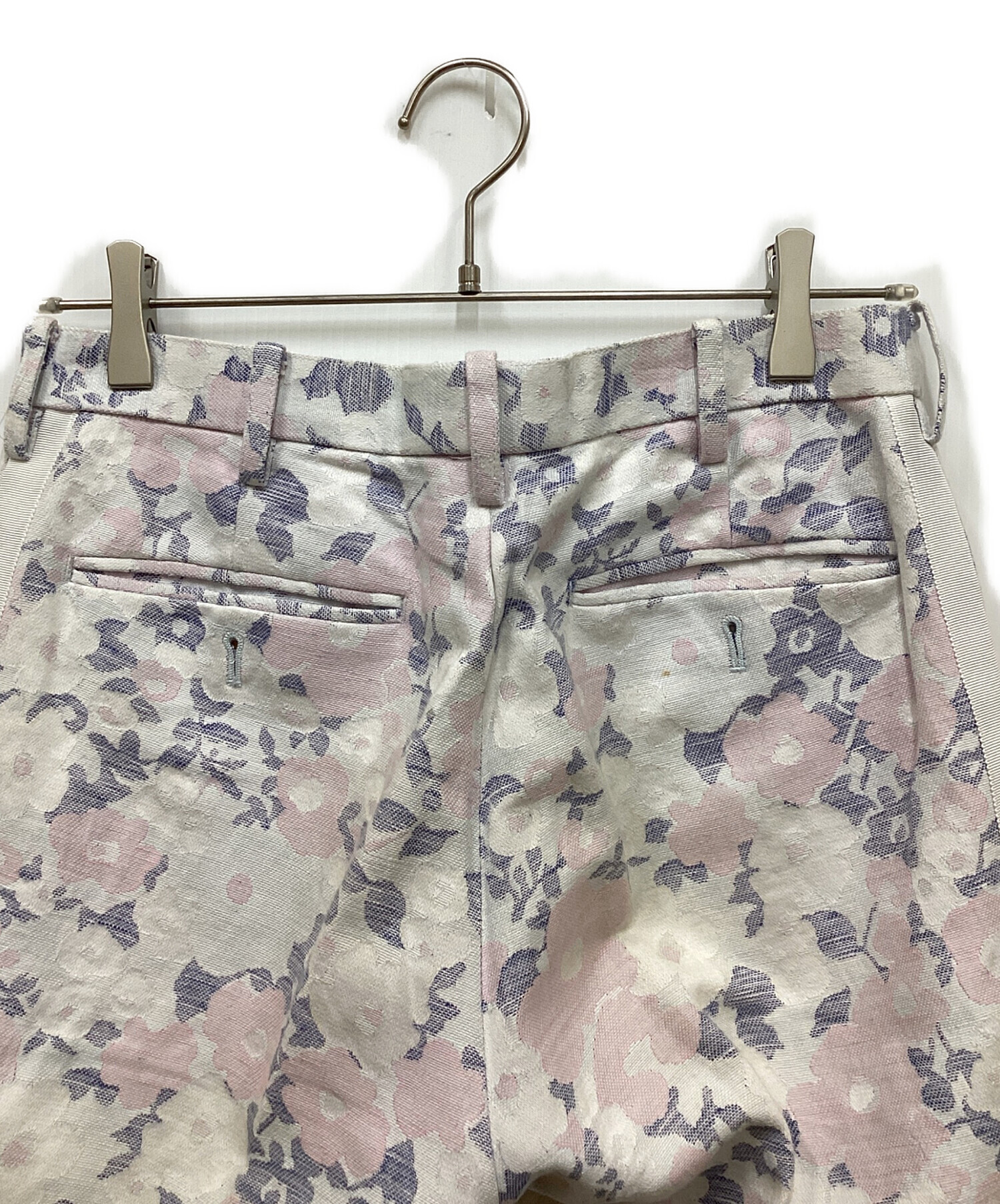 sacai 花柄カーゴパンツ 中古・古着通販】sacai (サカイ) 刺繍花柄パンツ ホワイト