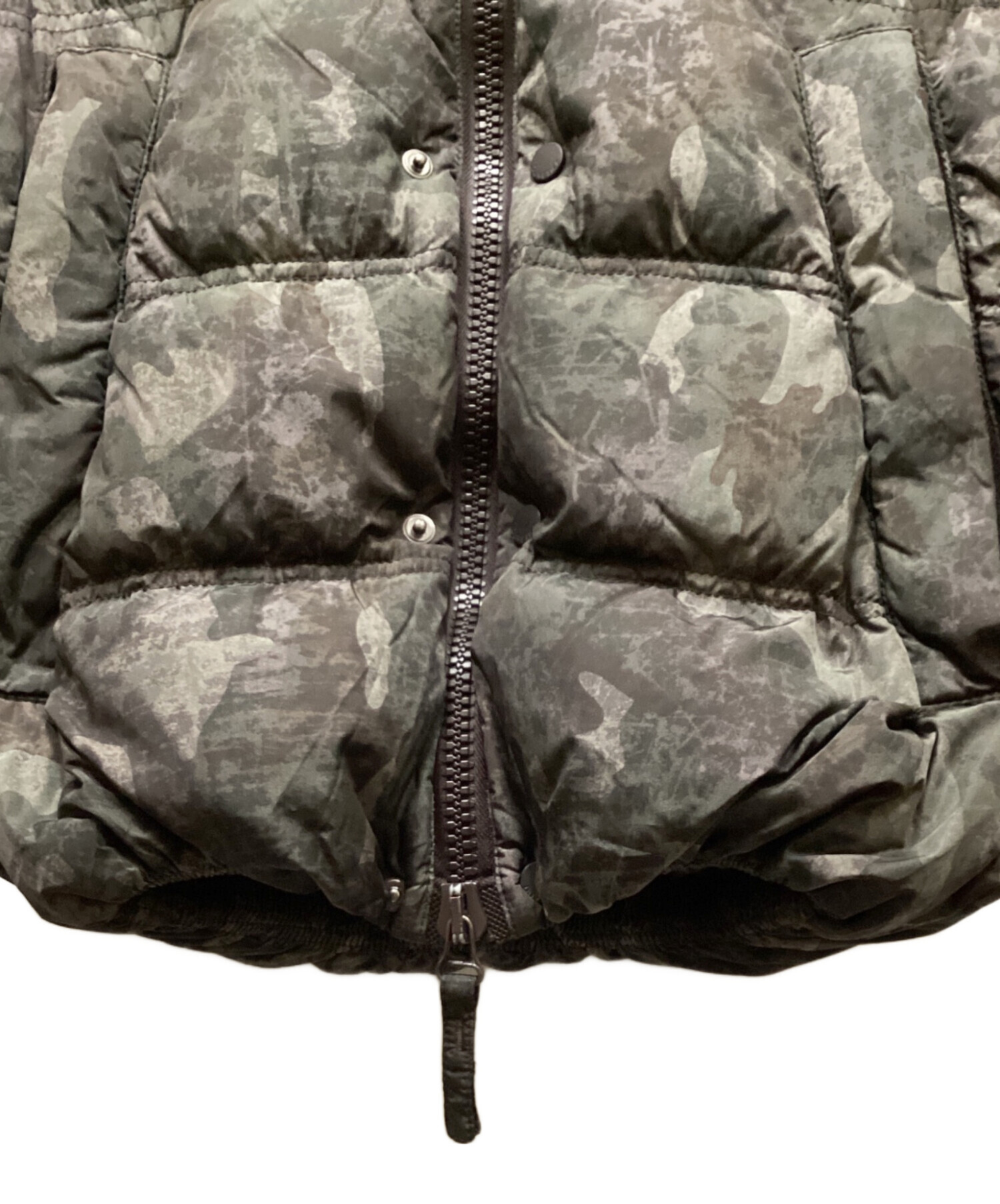 中古・古着通販】DUVETICA (デュベティカ) カモフラ柄ダウンジャケット