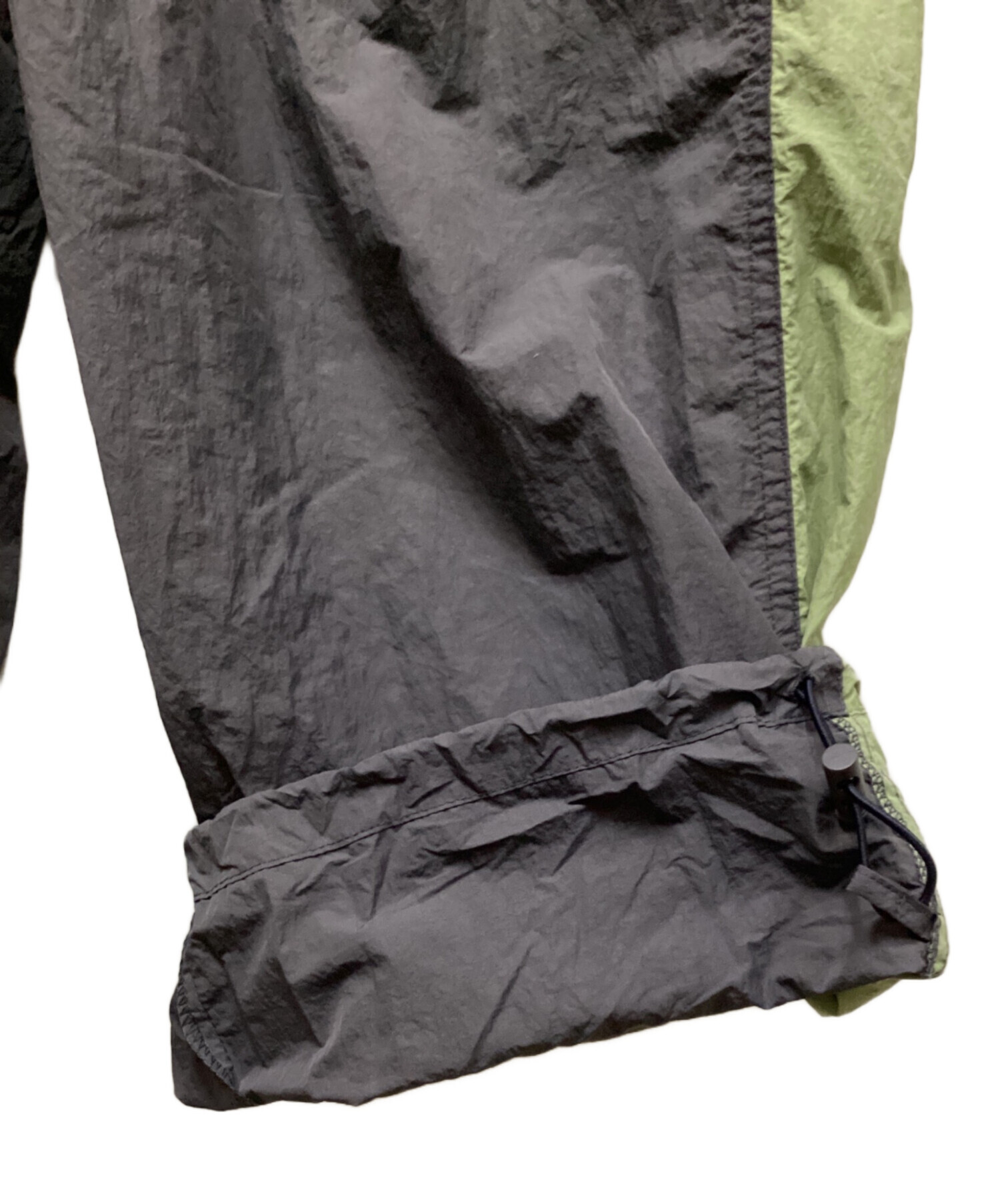 パンツ TODAYFUL Nylon Line Pants 38 TODAYFUL（トゥデイフル）の「TODAYFUL Nylon Line Pants