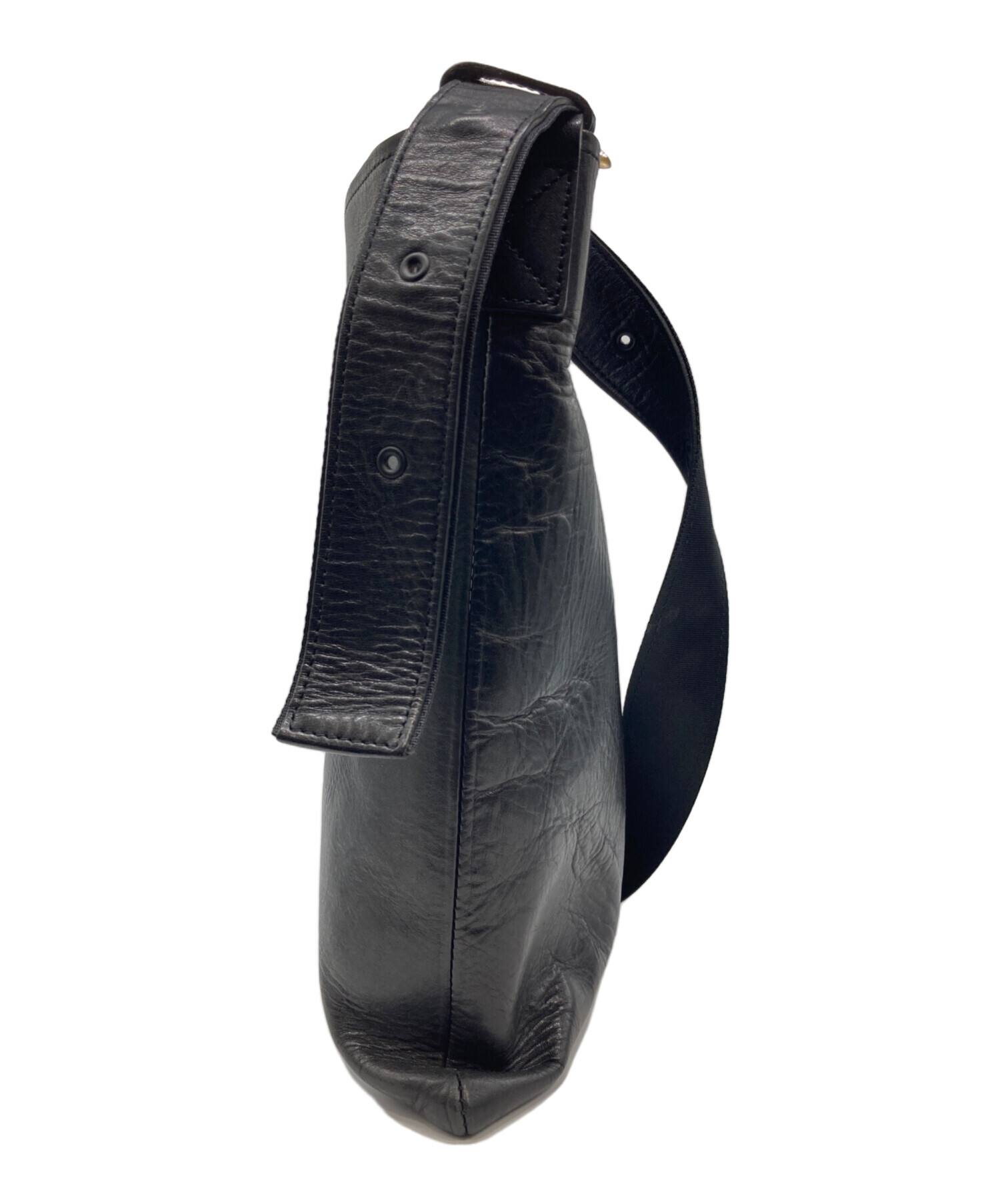 中古・古着通販】Hender Scheme (エンダースキーマ) Twist Buckle Bag