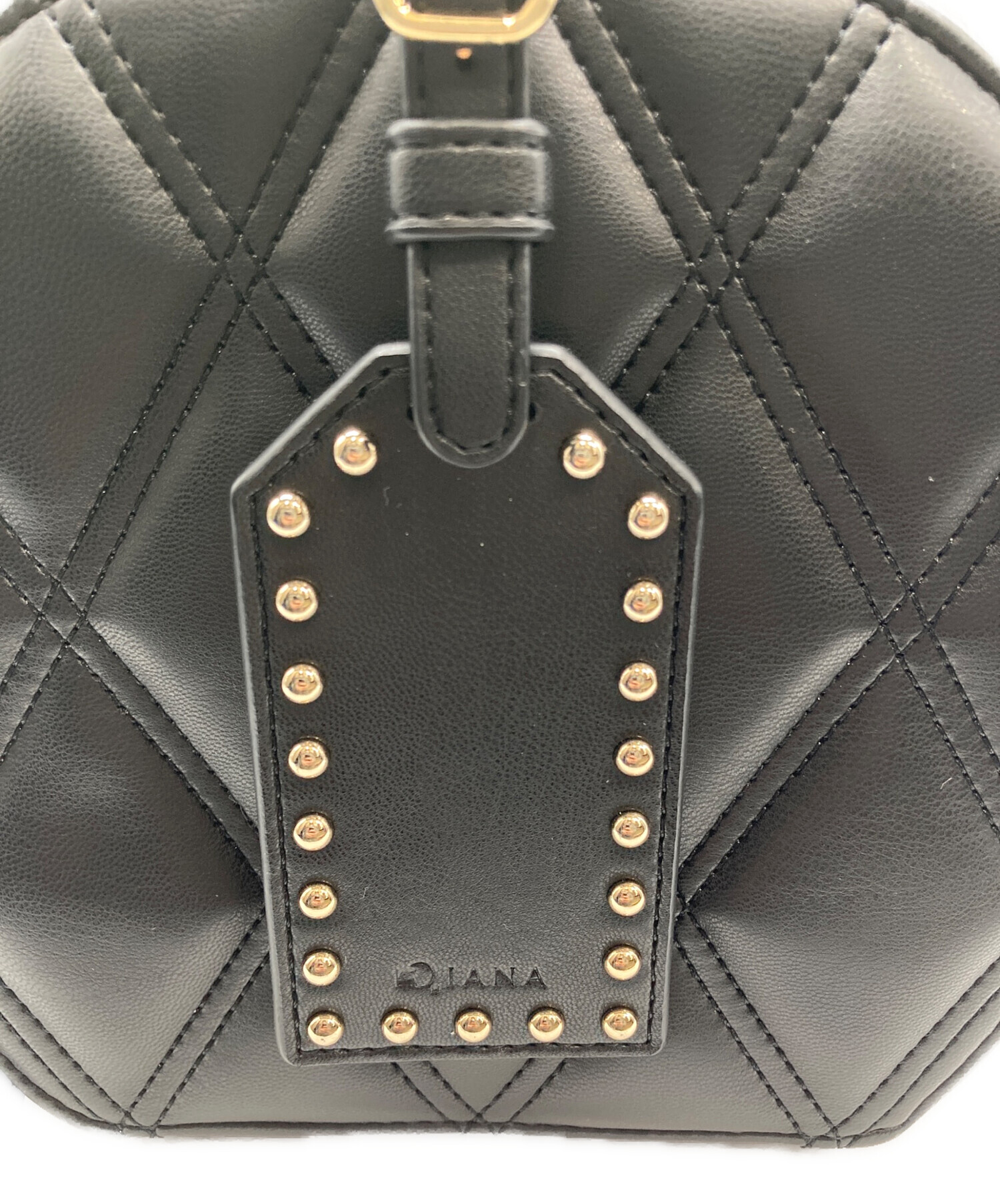 中古・古着通販】DIANA (ダイアナ) ラウンド型キルティングバッグ