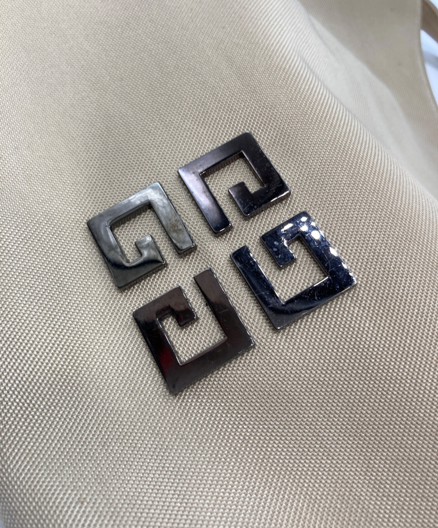 中古・古着通販】GIVENCHY (ジバンシィ) 4Gロゴナイロンショルダー