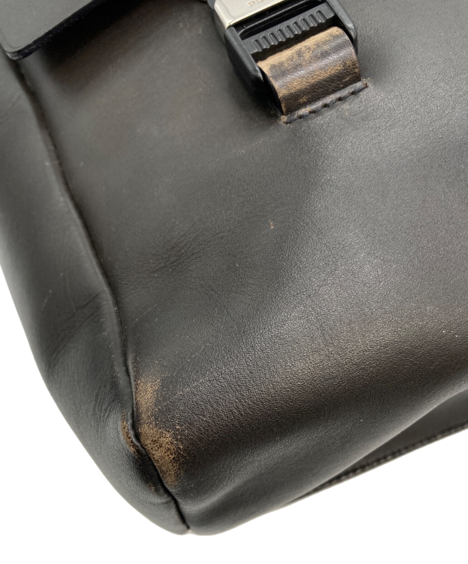 中古・古着通販】PRADA (プラダ) レザーメッセンジャーバッグ ブラウン
