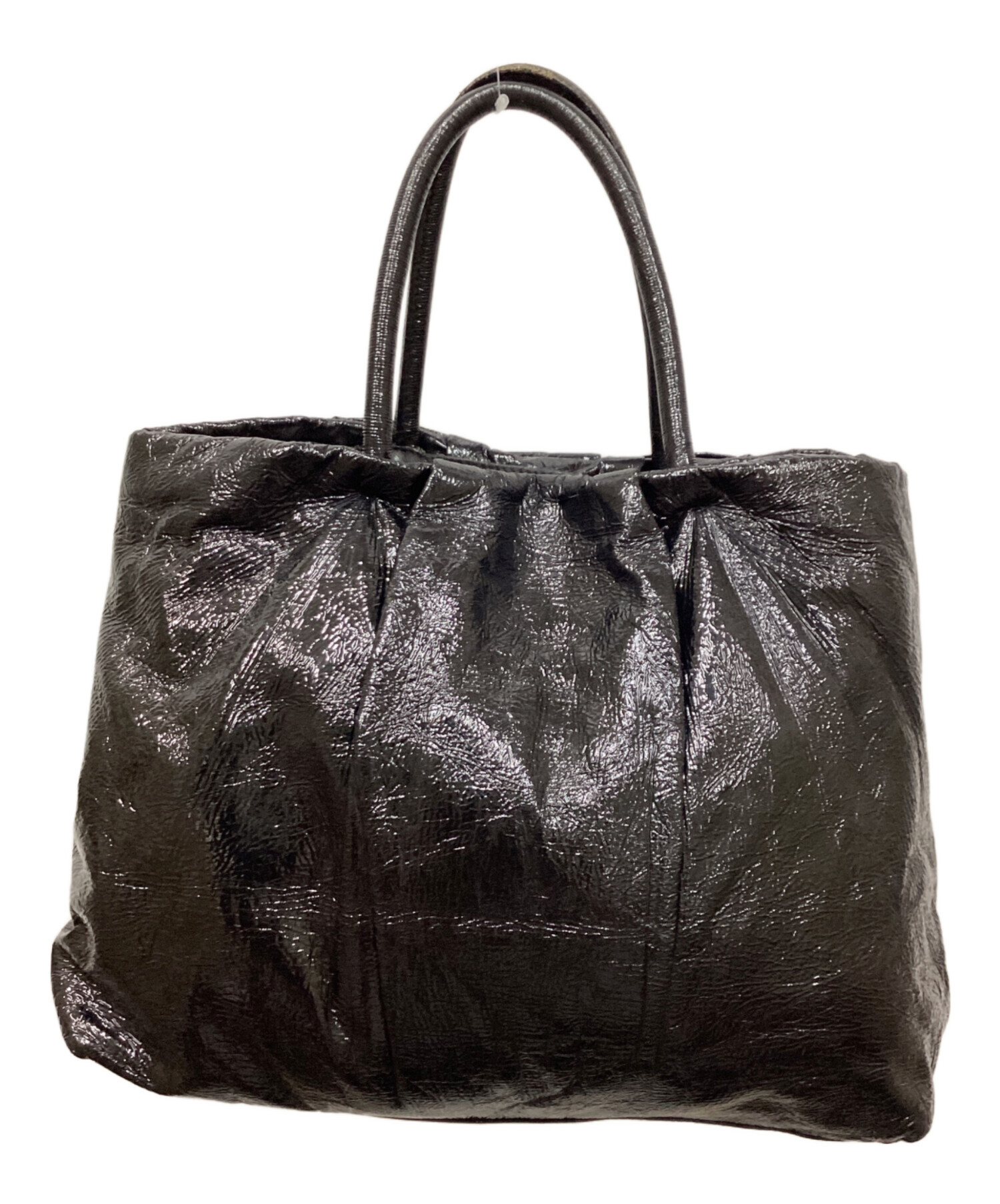 PRADA プラダ バッグ エナメル 黒 ブラック 保証書あり 中古・古着通販】PRADA (プラダ) エナメルリボンバッグ ブラック