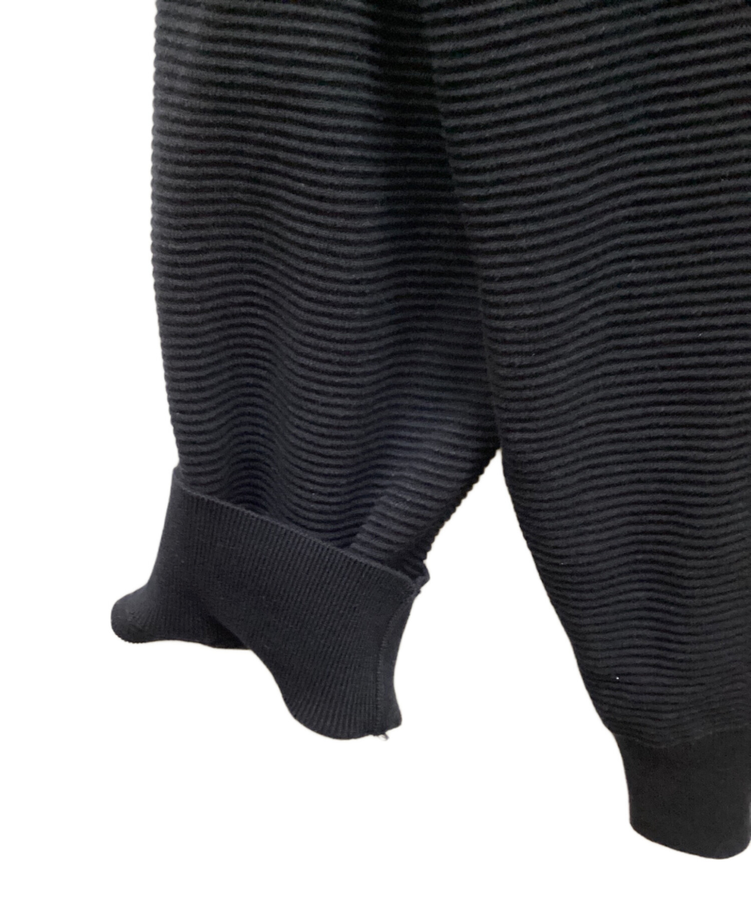 EMPORIO ARMANI エンポリオアルマーニ ニット・セーター M 黒 【古着】【中古】【送料無料】 EMPORIO ARMANI（ニット/セーター）のフリマアイテム一覧