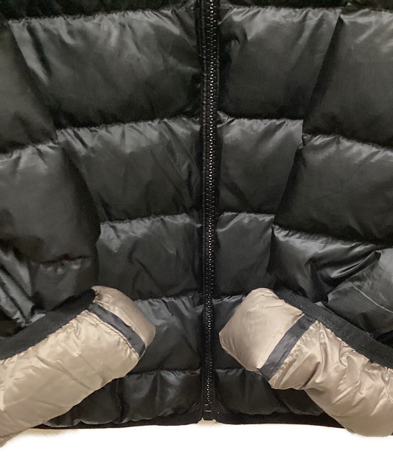 中古・古着通販】TUMI (トゥミ) ネックピローパッカブルダウン