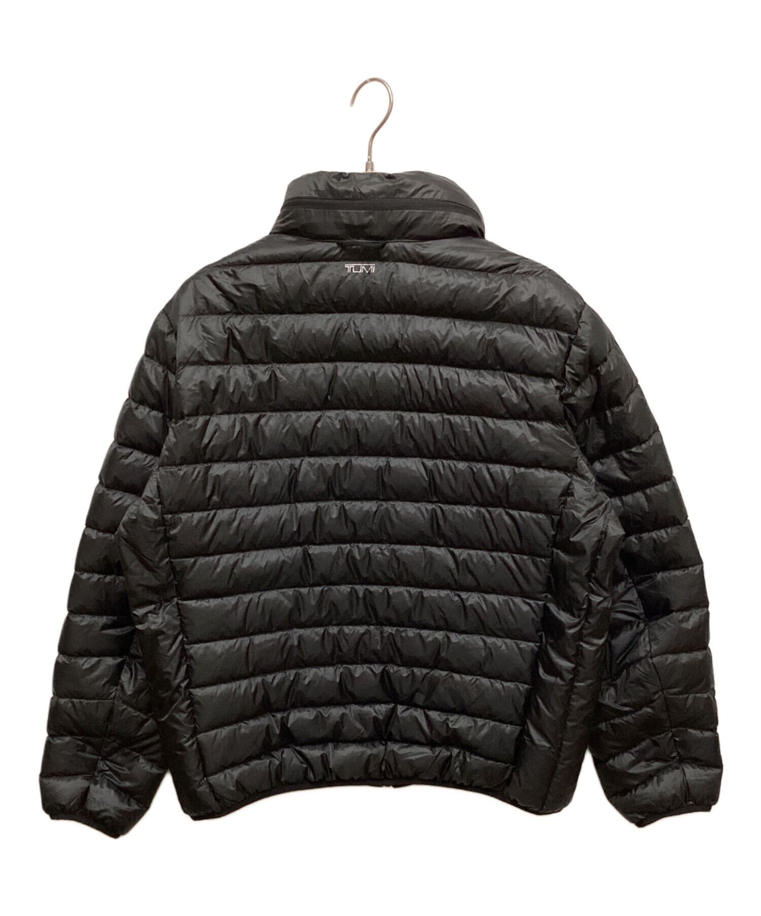 トゥミ TUMI 首枕→ダウン・ジャケット パッカブル NEW ネイビー/XXL TUMI - 入手困難✨ トゥミ ライトダウンジャケット ネックピロー