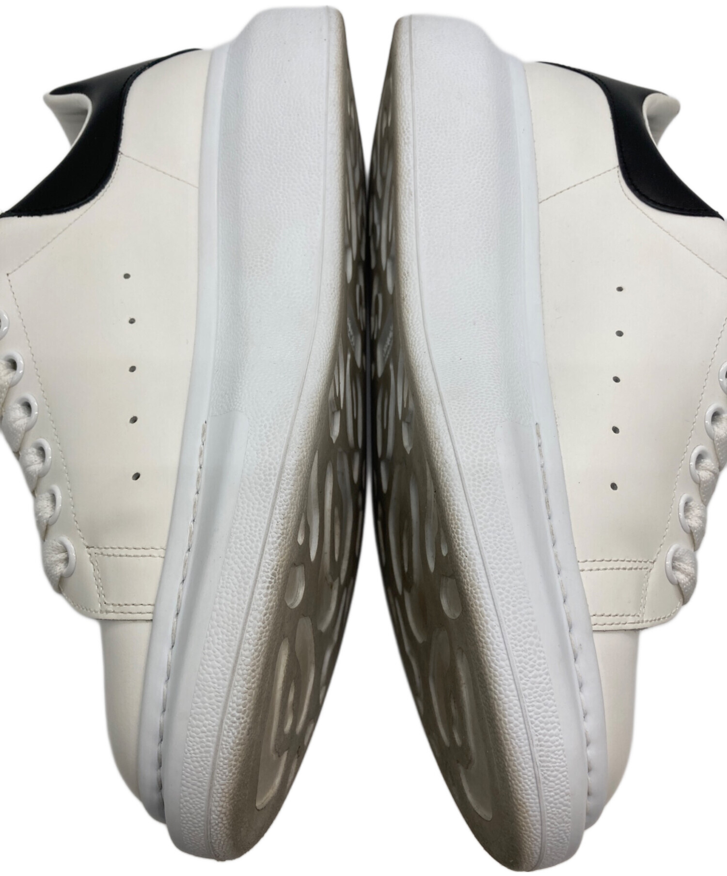 アレキサンダーマックイーン 22SS オーバーサイズドスニーカー 42.5 新同 アレキサンダーマックイーン 22SS オーバーサイズドスニーカー 42.5 新