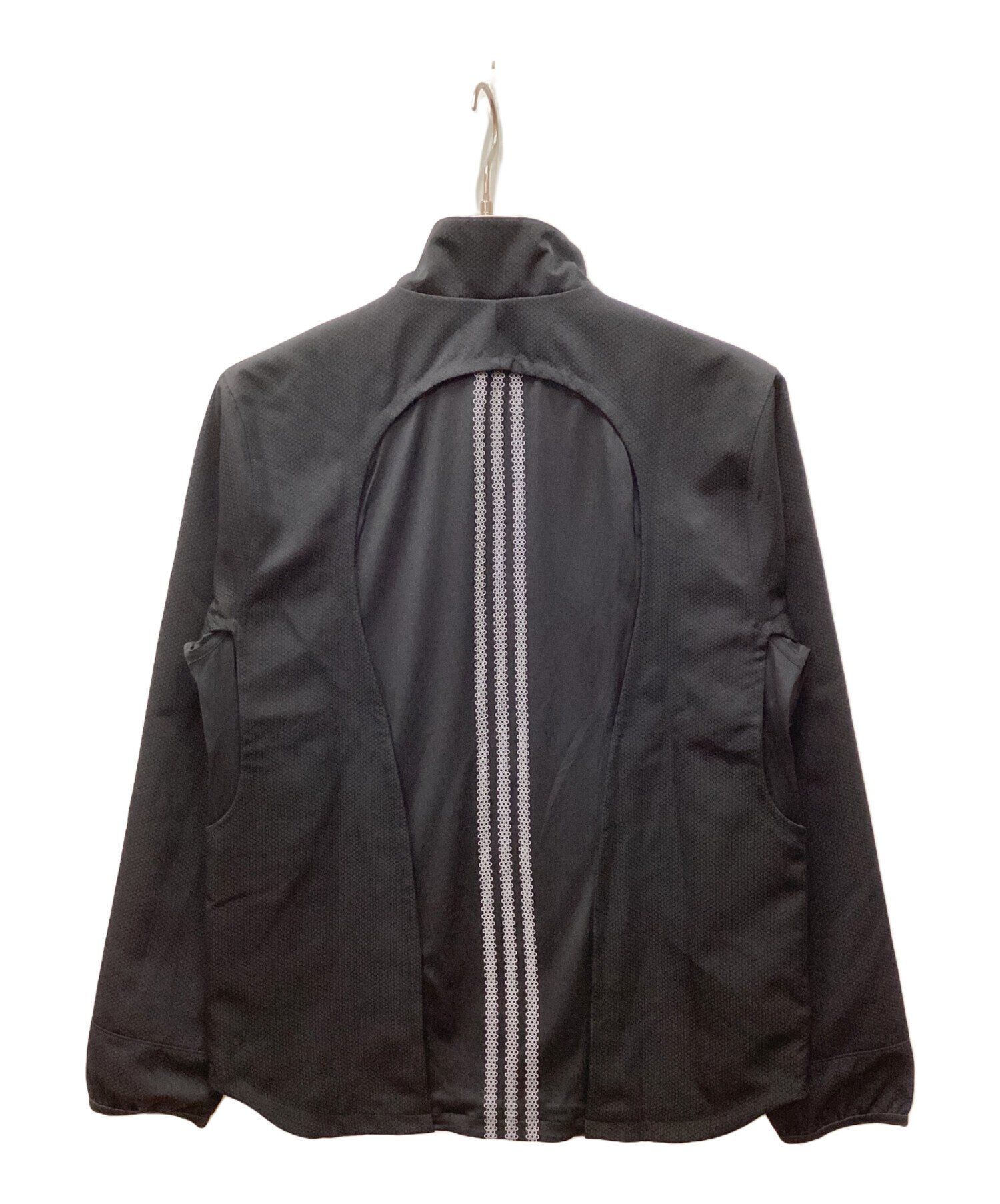 アディダス　ジャケット　サイズ　Ｍ　新品、未使用品