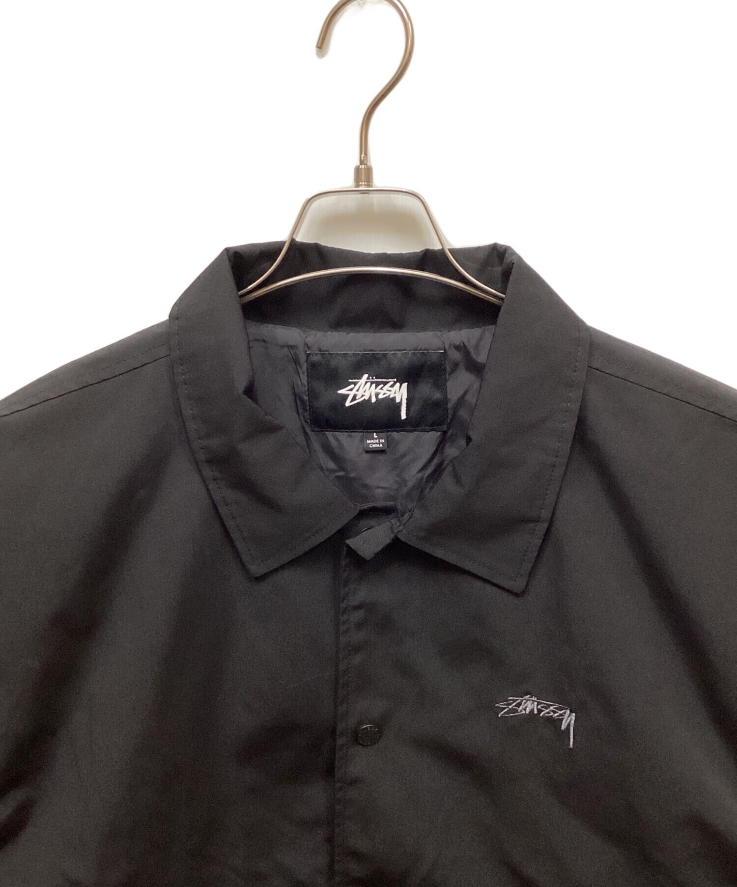 値下げ中です！stussy コーチジャケット Lサイズ 中古・古着通販】stussy (ステューシー) ロゴ刺繍コーチジャケット