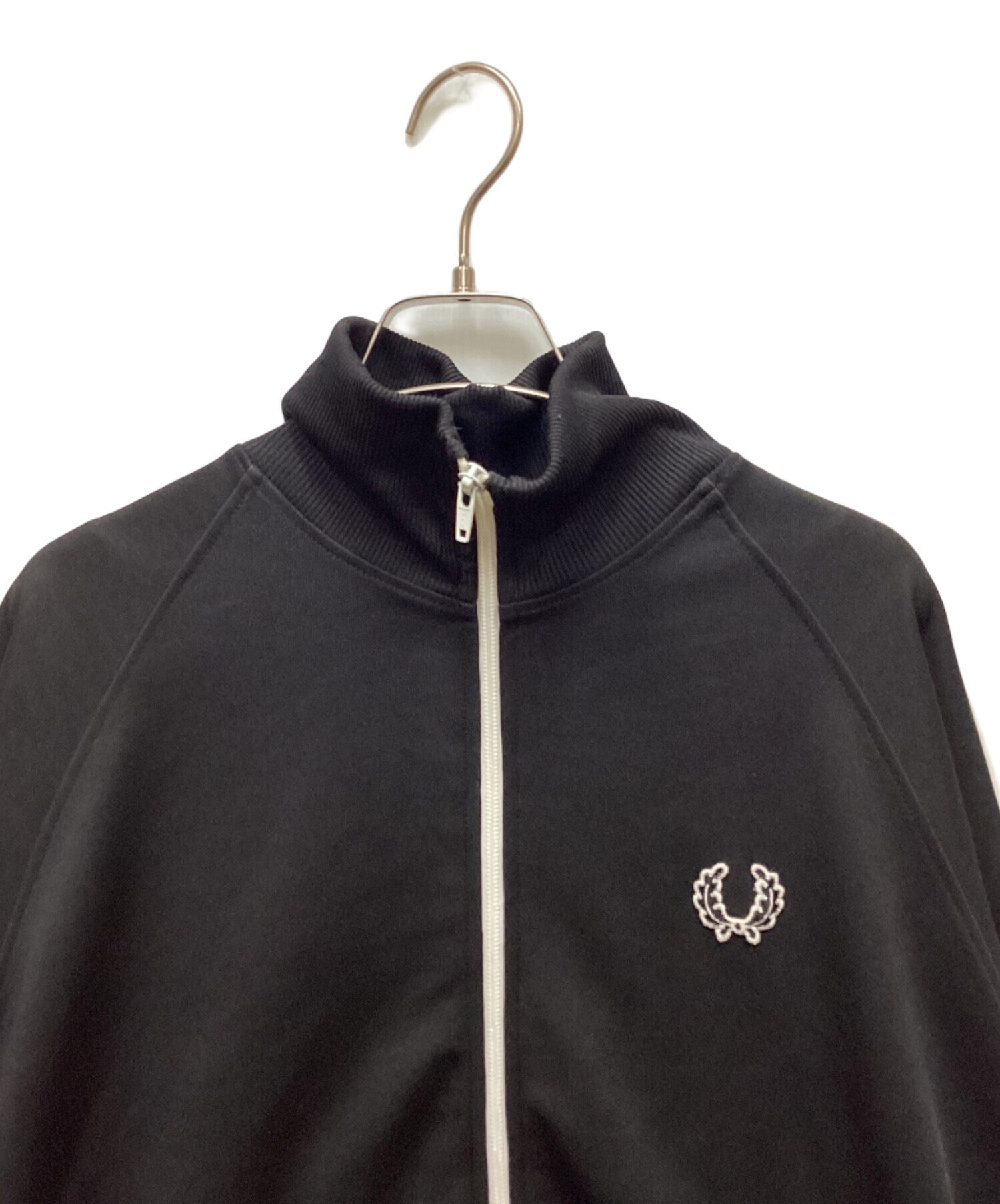 【新品未使用】FRED PERRY トラックジャケット クーポン対象】FRED PERRY フレッド ペリー テープ トラック