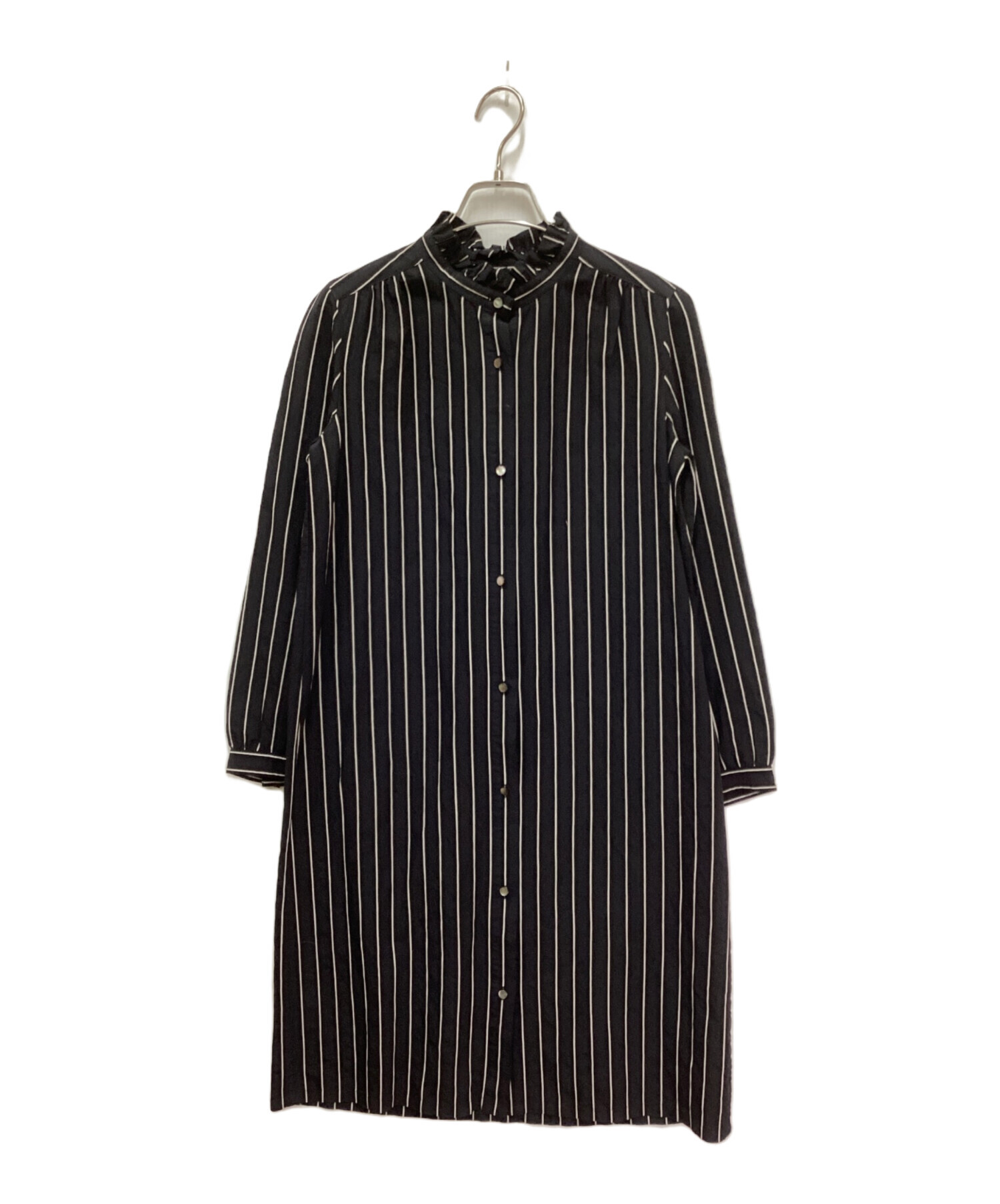 A.P.C.（アーペーセー）の「ROBE VALENTINE 23AC（ワンピース