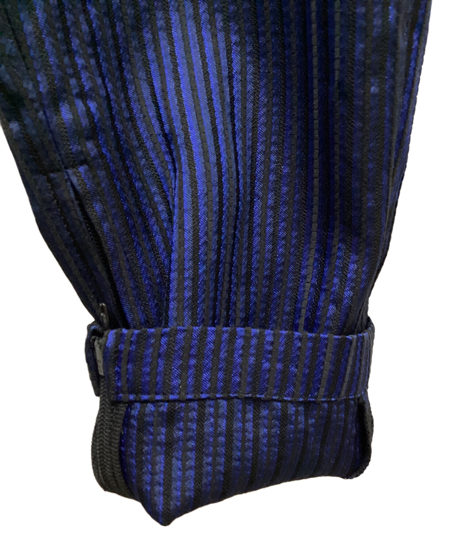 中古・古着通販】ISSEY MIYAKE (イッセイミヤケ) プリーツパンツ