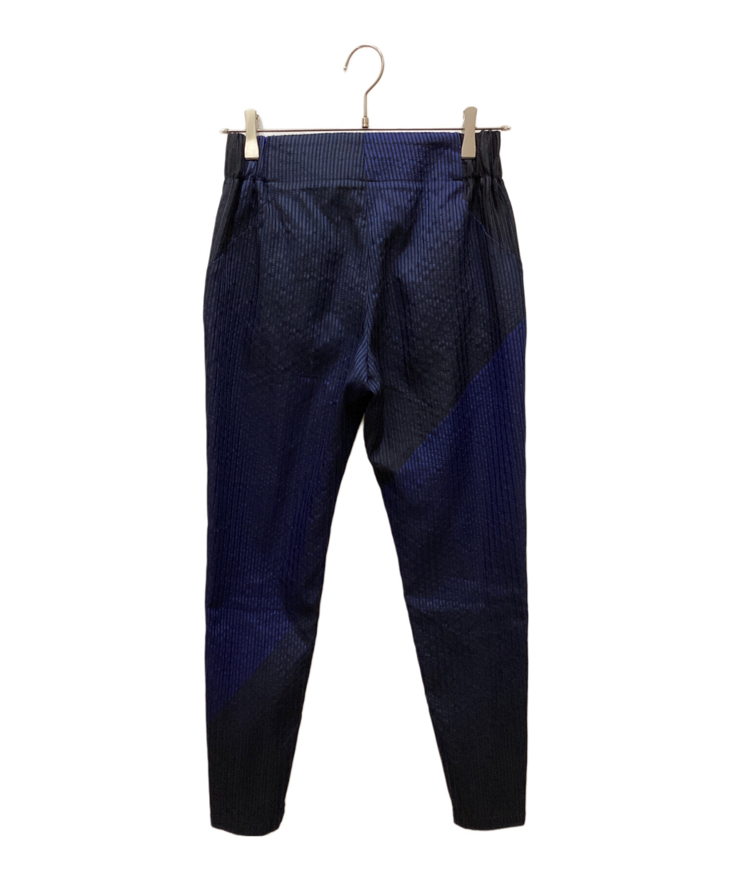中古・古着通販】ISSEY MIYAKE (イッセイミヤケ) プリーツパンツ