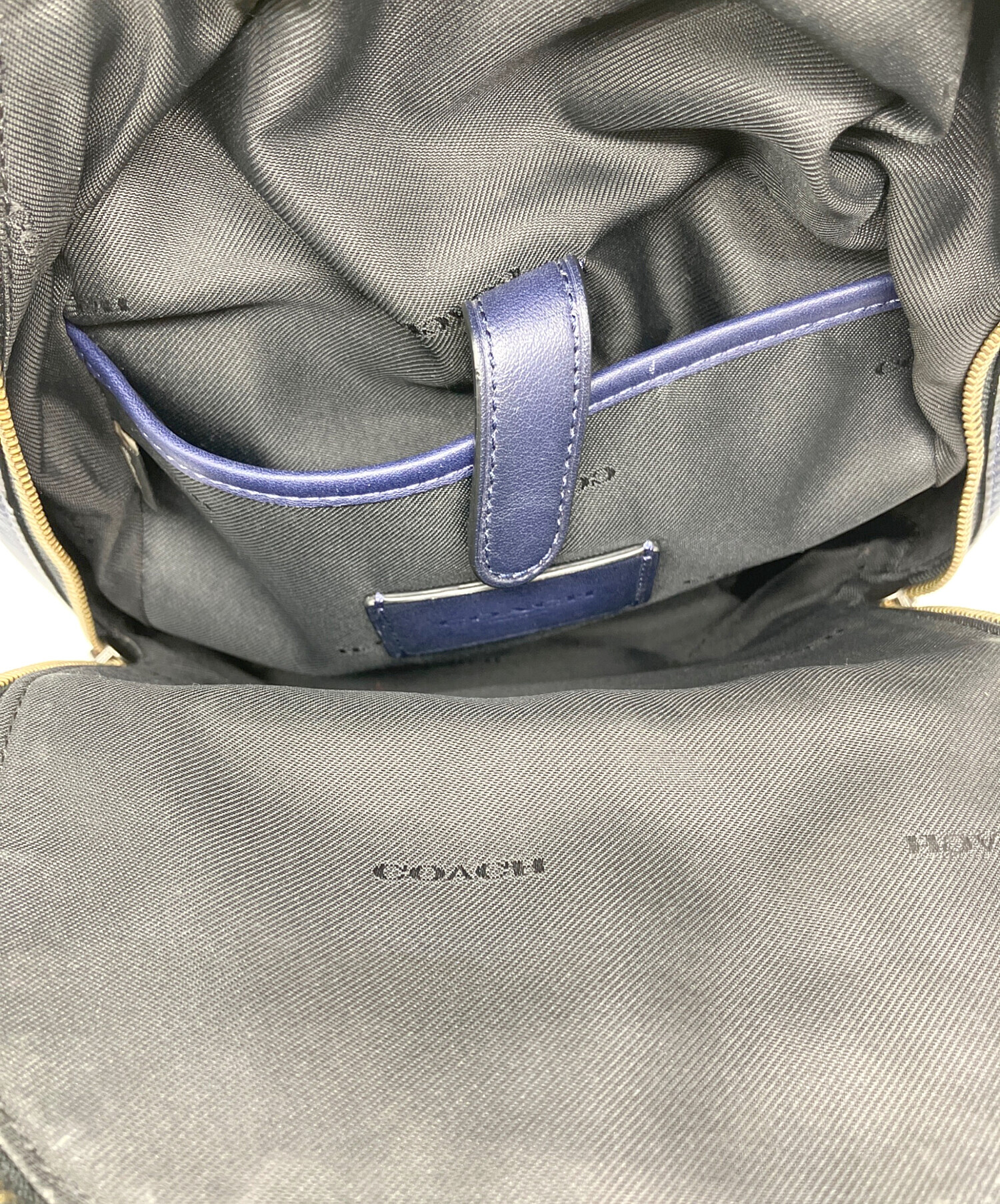 中古・古着通販】COACH (コーチ) スリングバッグ ネイビー｜ブランド
