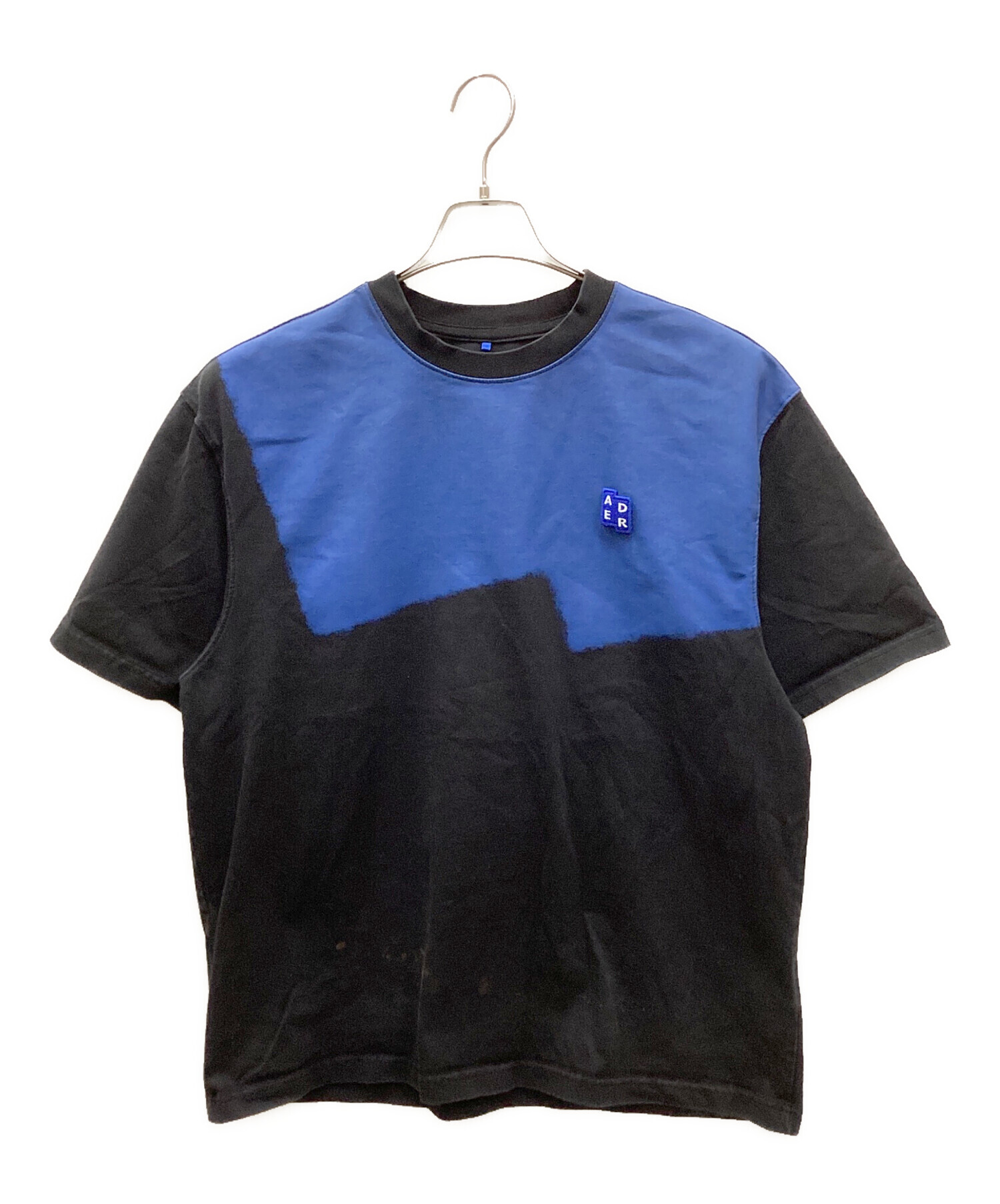 アーダーエラー Tシャツ Ader Error ロゴ ドロップショルダー Tシャツ | ブラック | FARFETCH JP