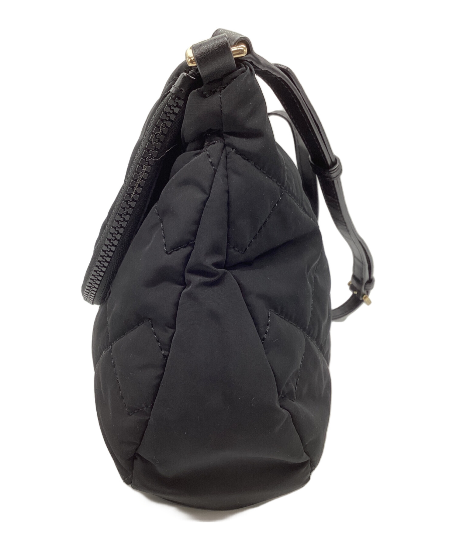 中古　マークジェイコブス　キルティング　ボディバッグ 中古・古着通販】MARC JACOBS (マークジェイコブス) ロゴプレート