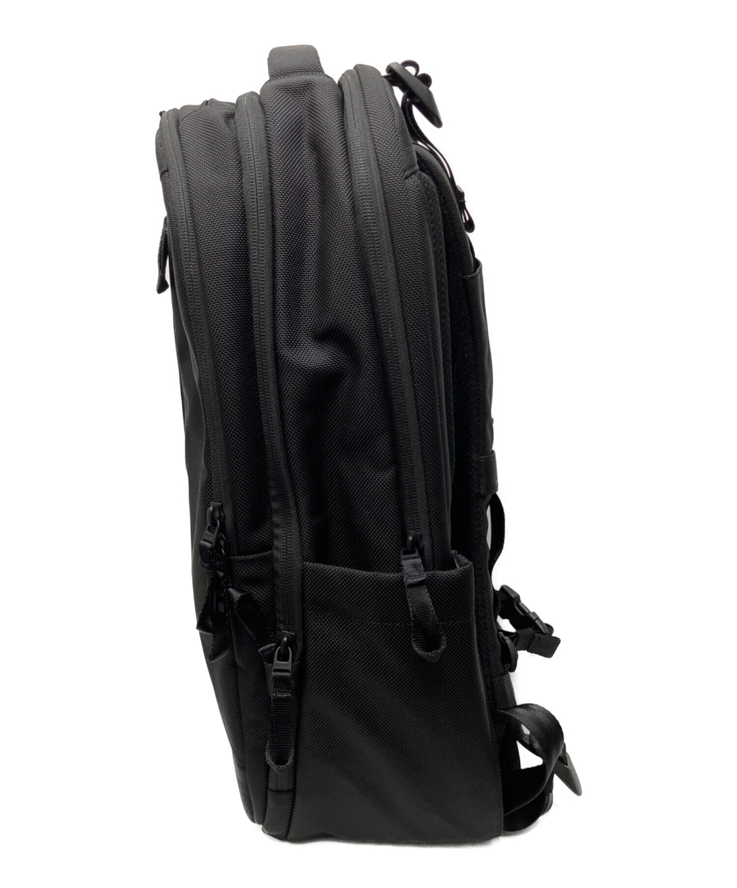 中古・古着通販】Incase (インケース) TRACKS BACKPACK 25L ブラック