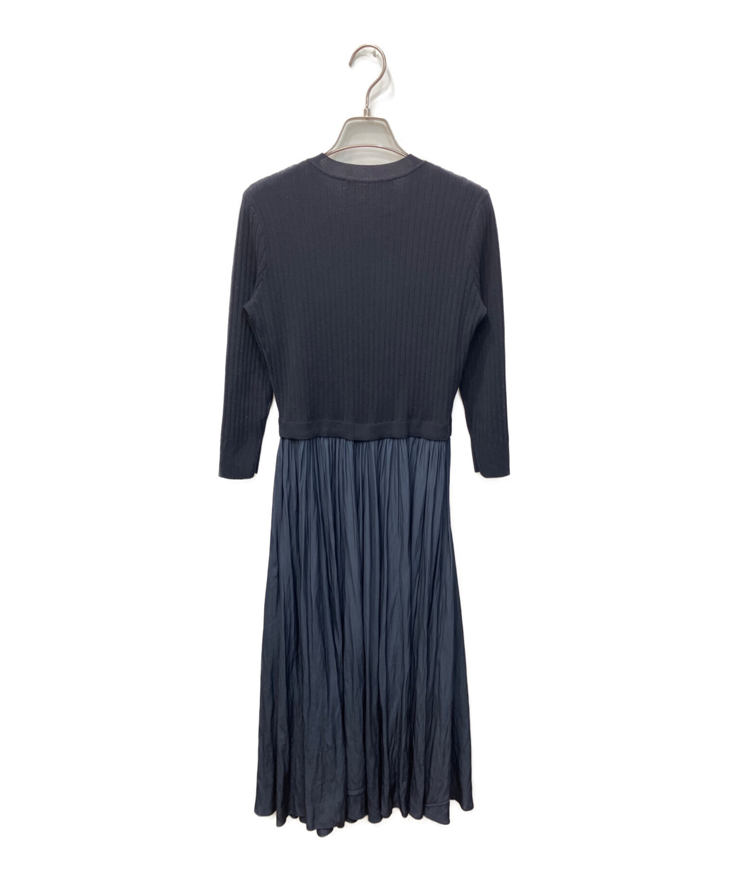 ネイビー フレアワンピース サイズ38 中古・古着通販】INDIVI