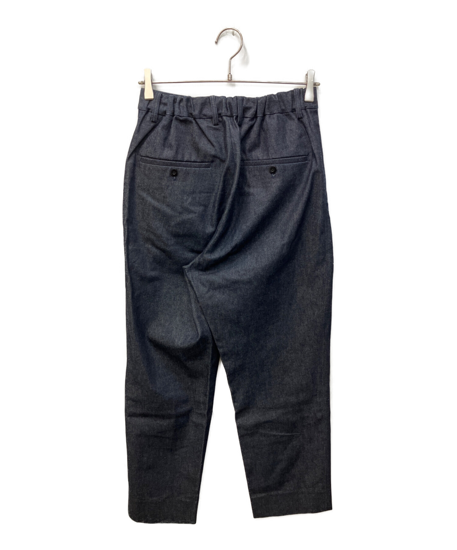 未使用級【ユーティリティトゥモローランド】（XS）スラックス テーパードパンツ 中古・古着通販】TOMORROW LAND (トゥモローランド) テーパードパンツ