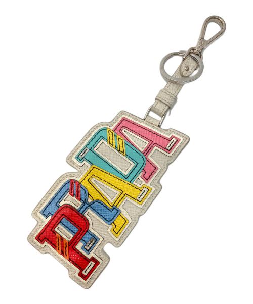 中古・古着通販】PRADA (プラダ) ロゴレザーチャーム｜ブランド・古着