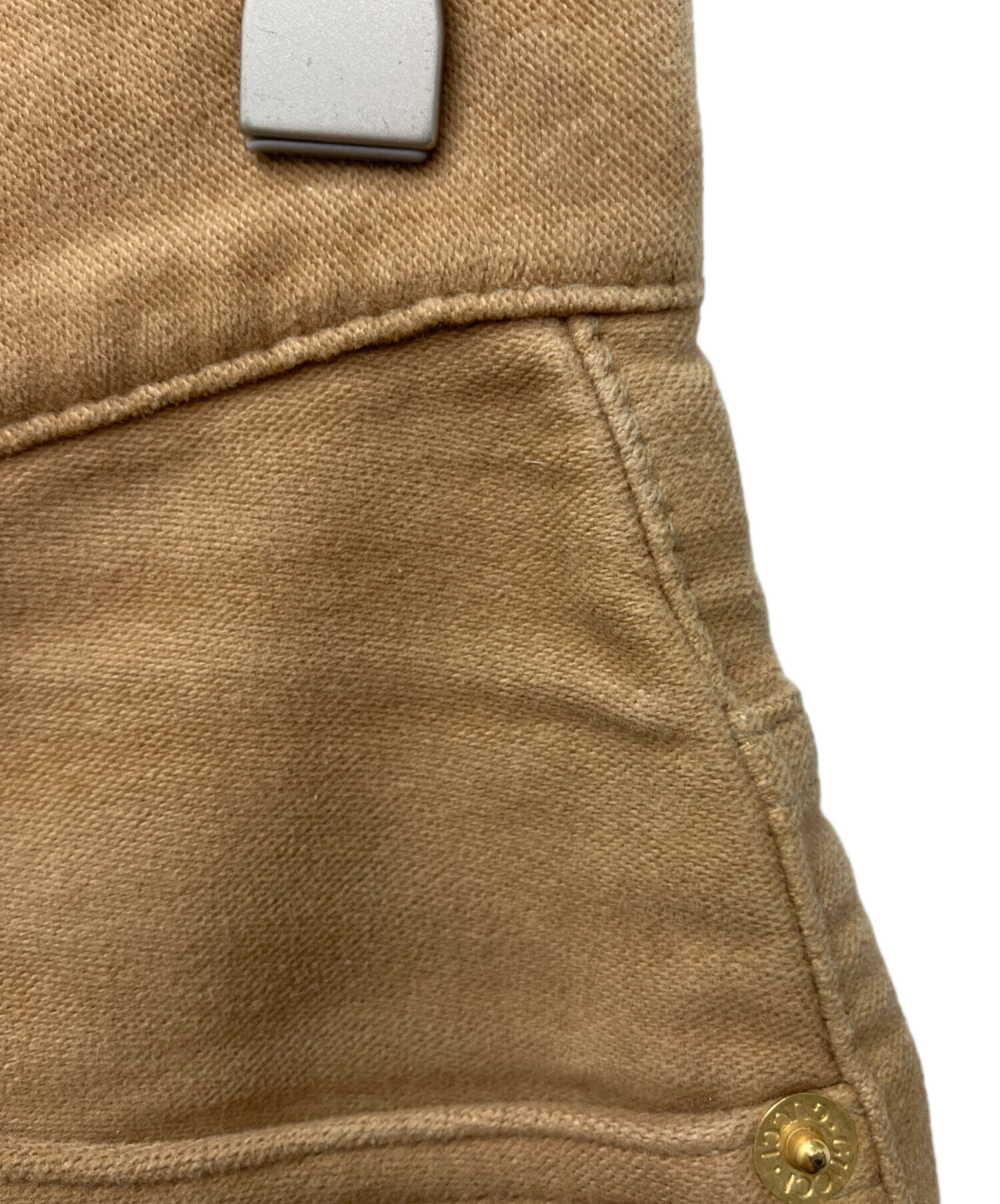 GUCCI ガウチョパンツ ベージュ サイズ40 中古・古着通販】GUCCI (グッチ) テーパードパンツ ベージュ サイズ