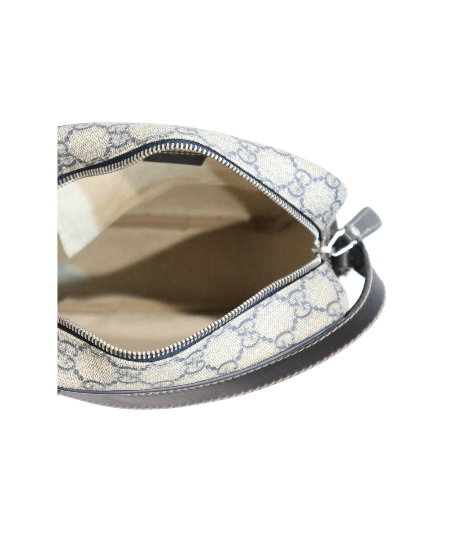 GUCCI グレー ショルダーバッグ　新品未使用 中古・古着通販】GUCCI (グッチ) ショルダーバッグ グレー GG 233268