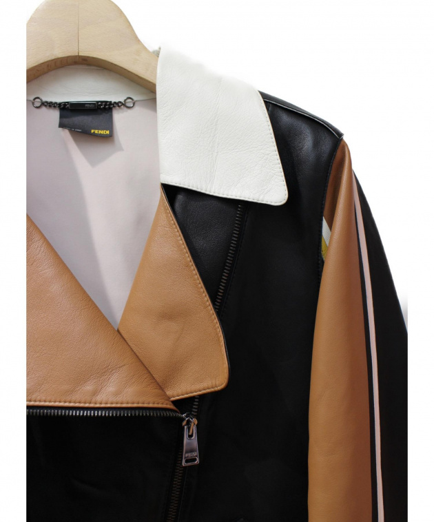 FENDI 刺繍入りダークブラウンレザージャケット サイズ40 FENDI 刺繍入りダークブラウンレザージャケット サイズ40