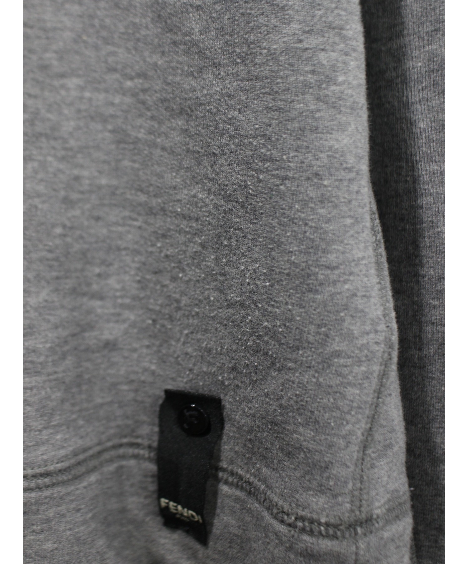 中古・古着通販】FENDI (フェンディ) モンスタークルーネック グレー