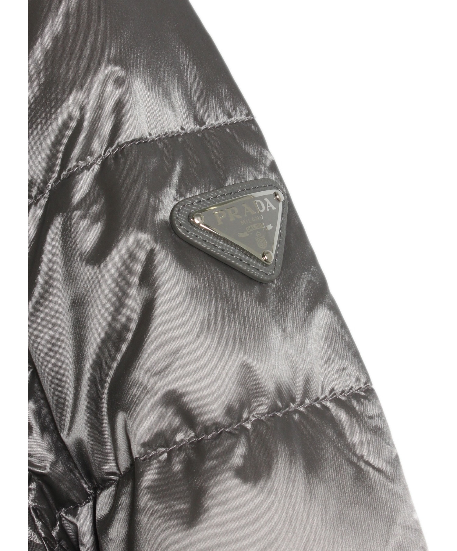中古・古着通販】PRADA (プラダ) ノーカラーダウンジャケット シルバー