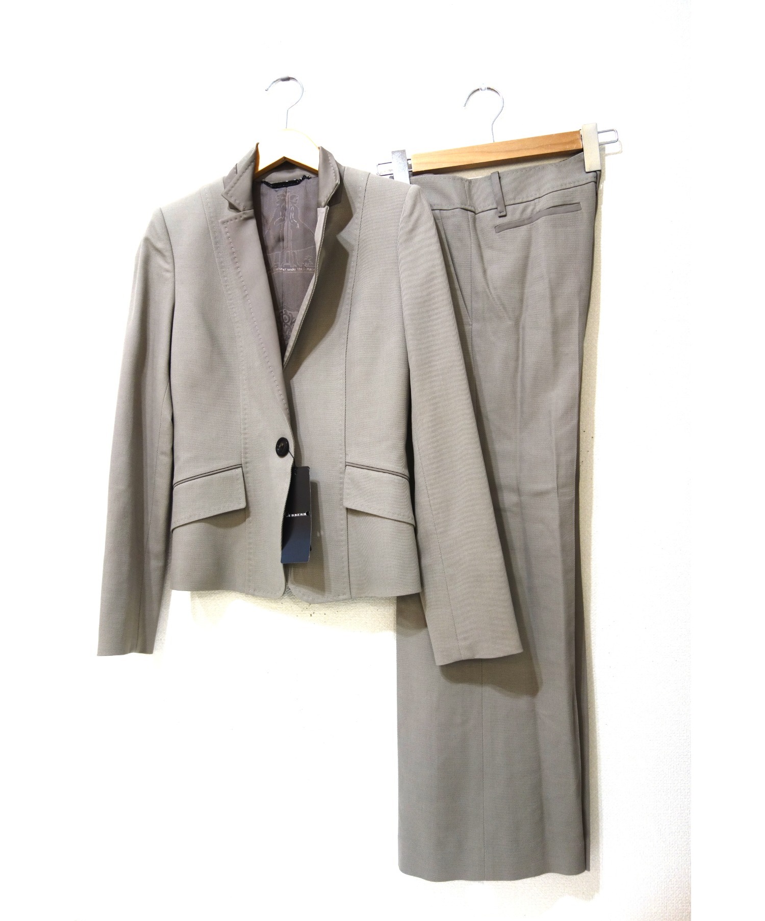 中古・古着通販】BURBERRY (バーバリーズ) フレアパンツスーツ 