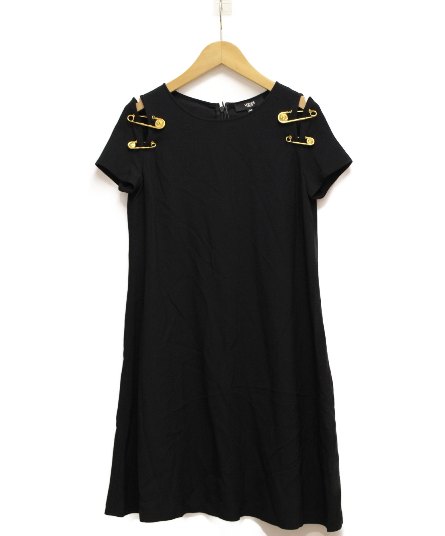 中古・古着通販】VERSACE (ヴェルサーチ) セーフティーピンブラウス