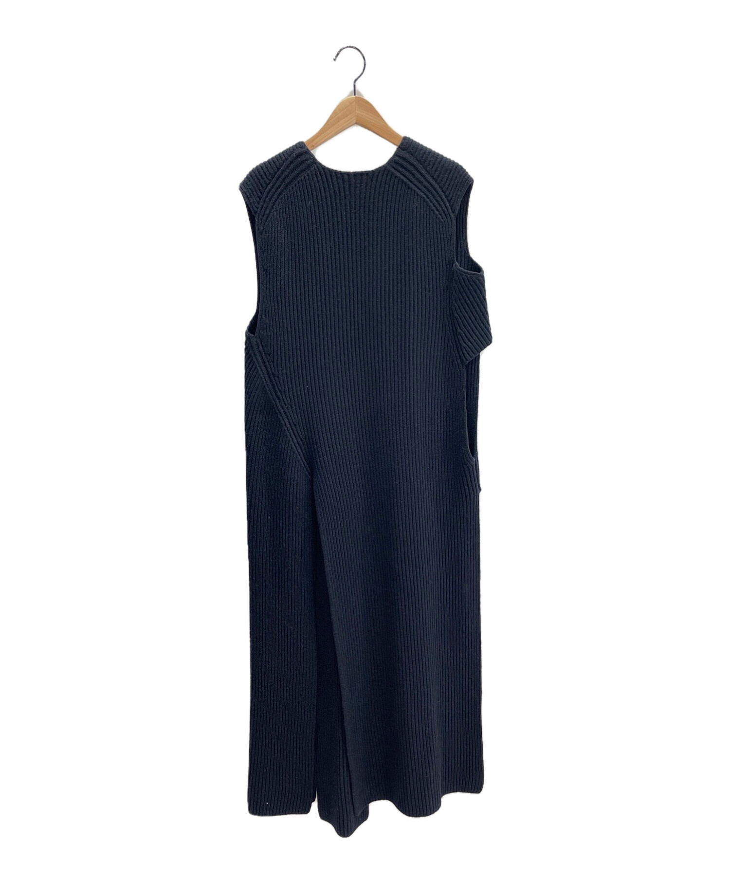 セリーヌ ニットベスト 上品シック》【CELINE】トリオンフ Vネック