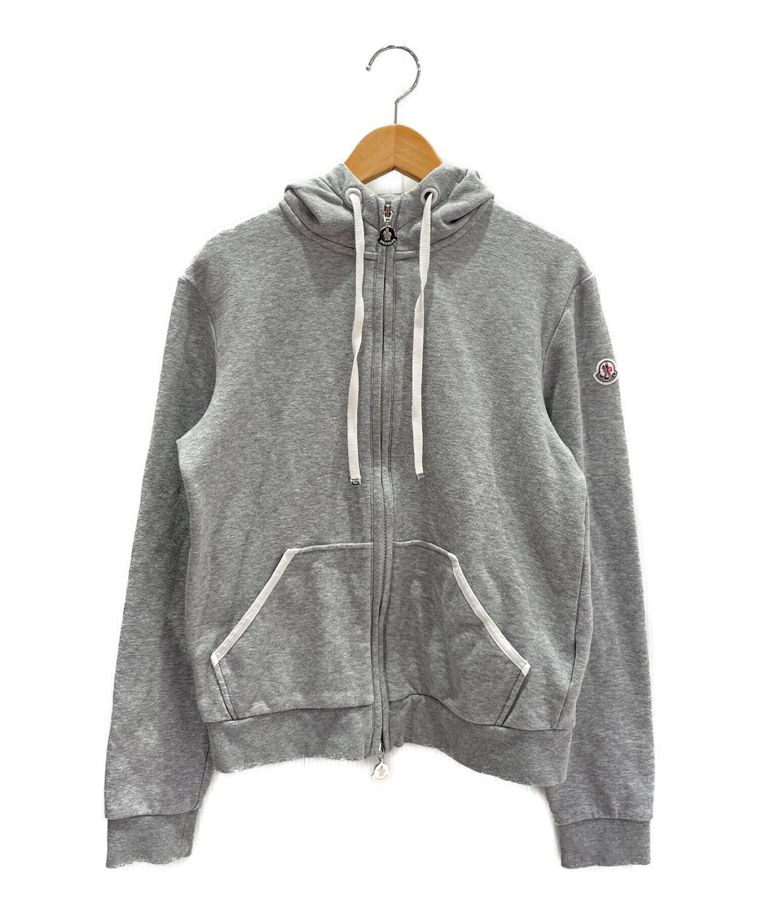 MONCLER グレー ジップアップフーディ 中古・古着通販】MONCLER (モンクレール) MAGLIA CARDIGAN ZIP UP