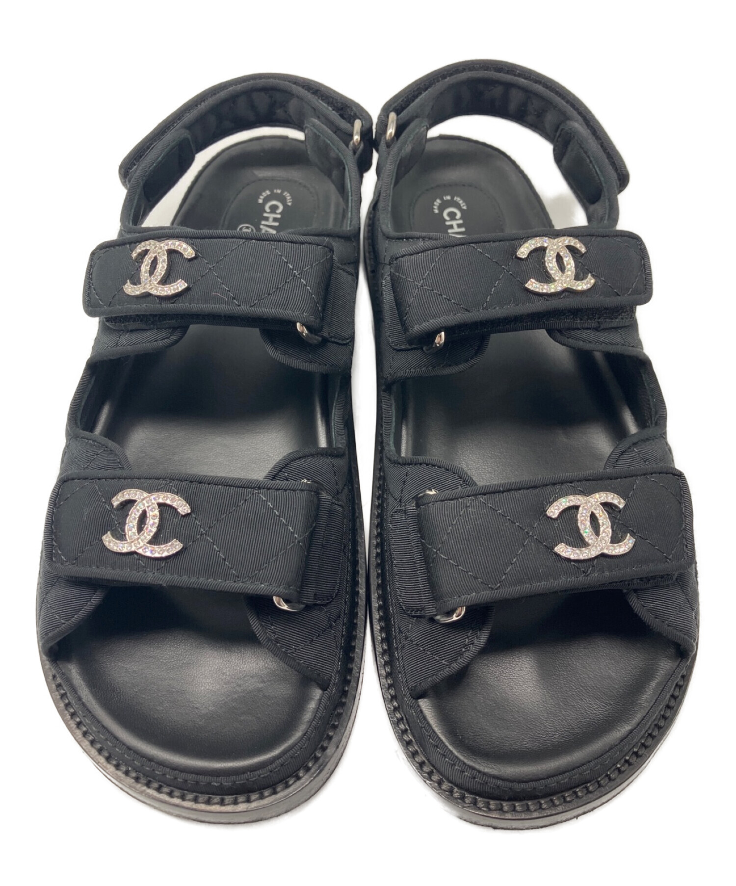 限定値下げCHANELシャネル ブラック キルティングレザースポーツサンダル37 中古・古着通販】CHANEL (シャネル) ラインストーンロゴスポーツ