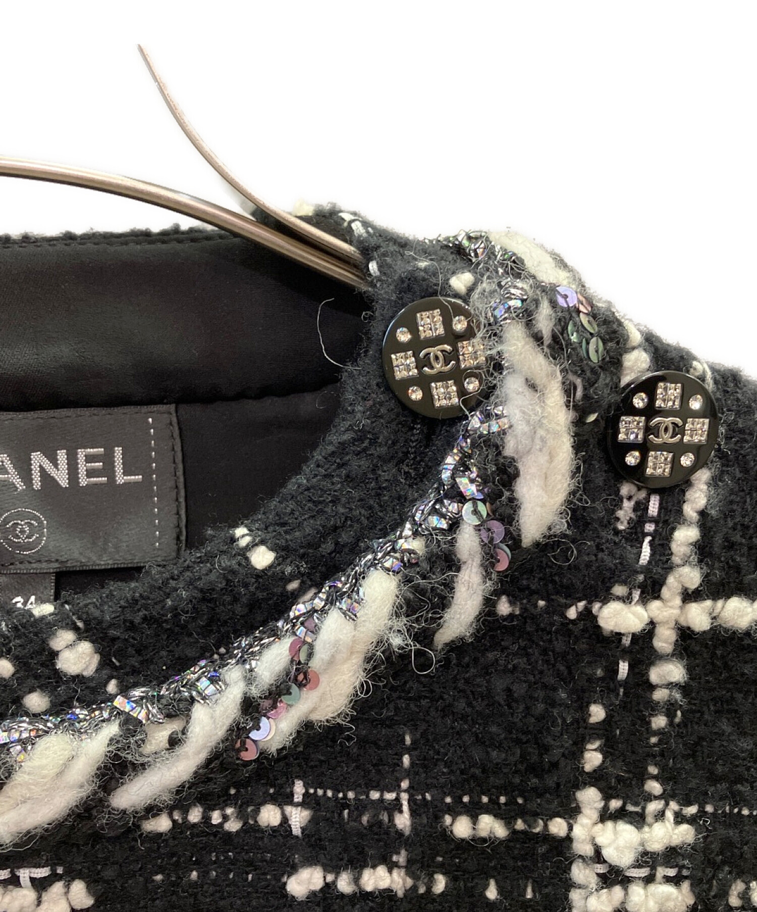 CHANEL シャネル カジュアルシャツ 34(XXS位) 黒x白(ツイード) 【古着】【中古】 CHANEL - CHANEL シャネル カジュアルシャツ 34(XXS位) 黒x白(ツイード