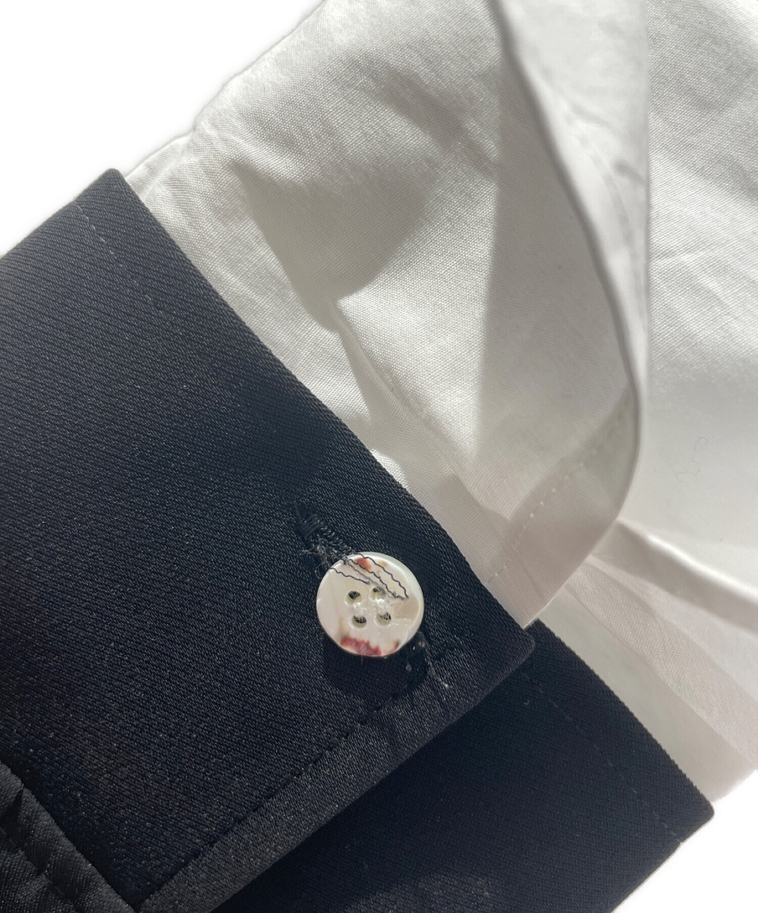 中古・古着通販】ENFOLD (エンフォルド) LAYERED-CUFF BLOUSE ブラック