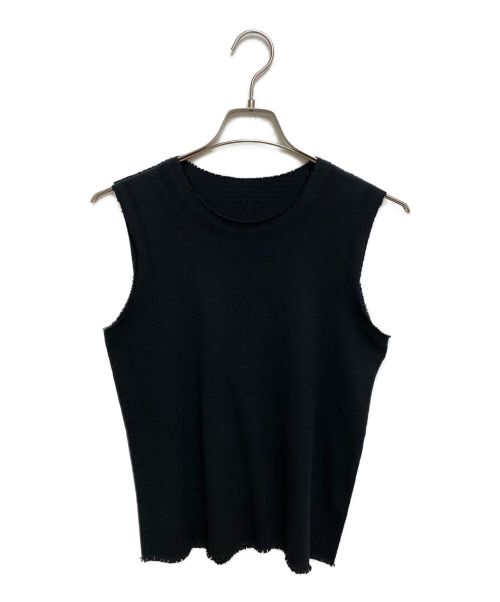 【新品未使用】イッセイミヤケ　a-poc able 　半袖トップス　ホワイト 新品未使用】イッセイミヤケ a-poc able 半袖トップス ホワイト 楽天