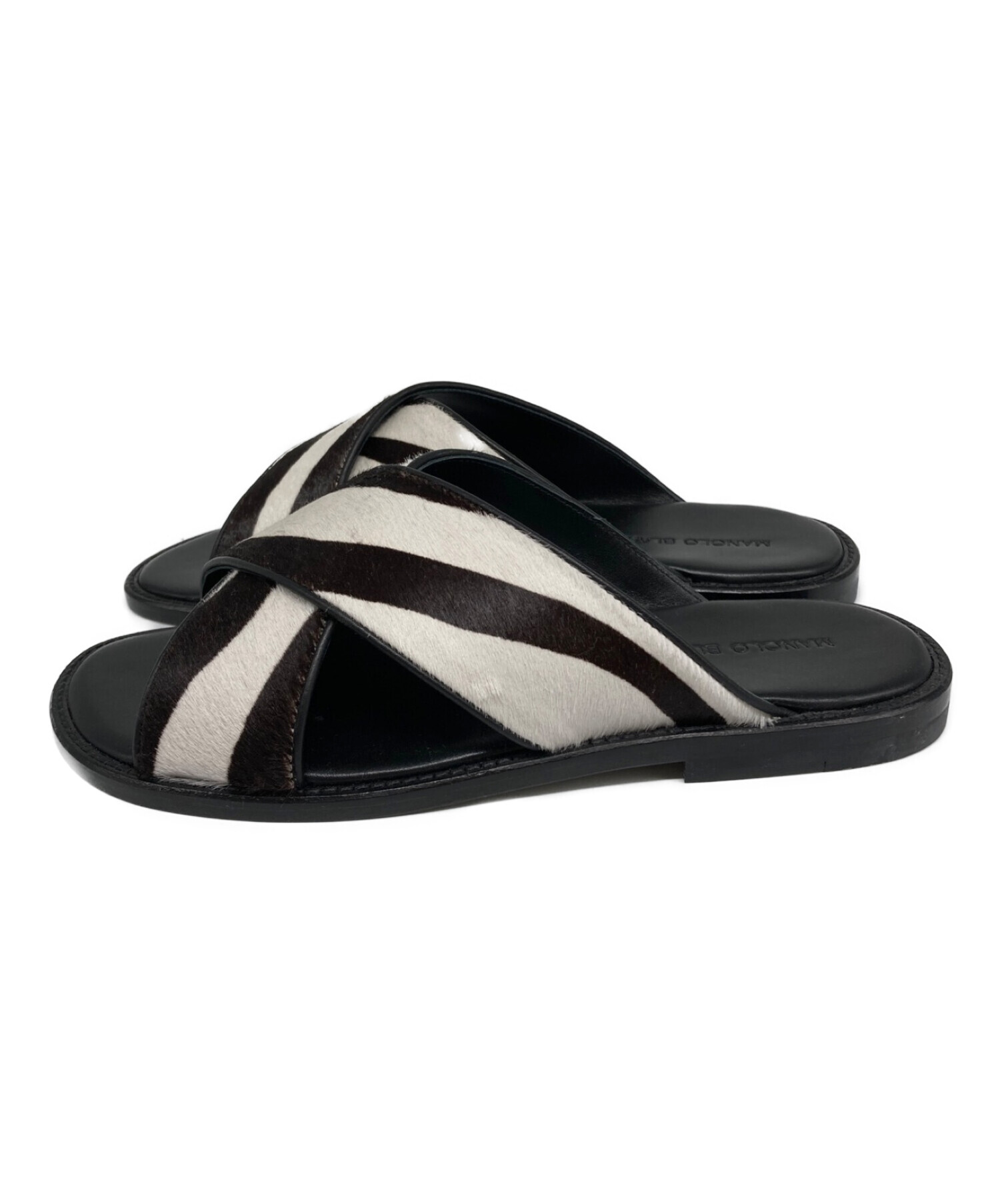 中古・古着通販】Manolo Blahnik (マノロブラニク) ハラコサンダル