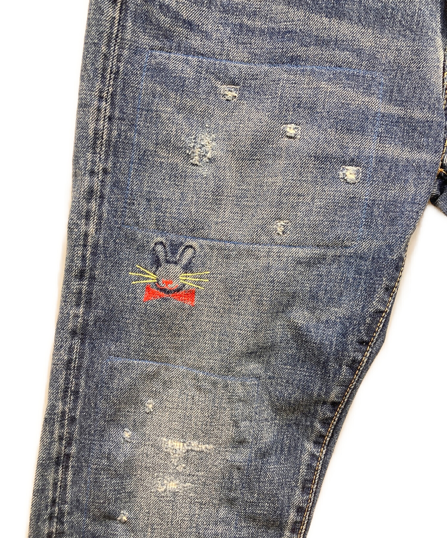 中古・古着通販】BRU NA BOINNE (ブルーナボイン) 刺繍デニム 中古・古着通販】BRU NA BOINNE (ブルーナボイン) 刺繍デニム