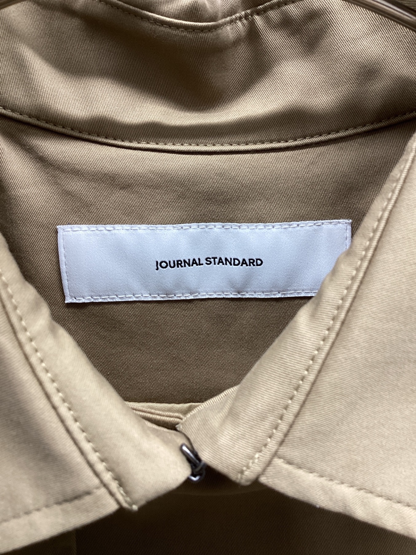 ジャーナルスタンダード　ミドルレングストレンチ　36 新品未使用品 JOURNAL STANDARD（ジャーナルスタンダード）の「ミドルレングスラフ