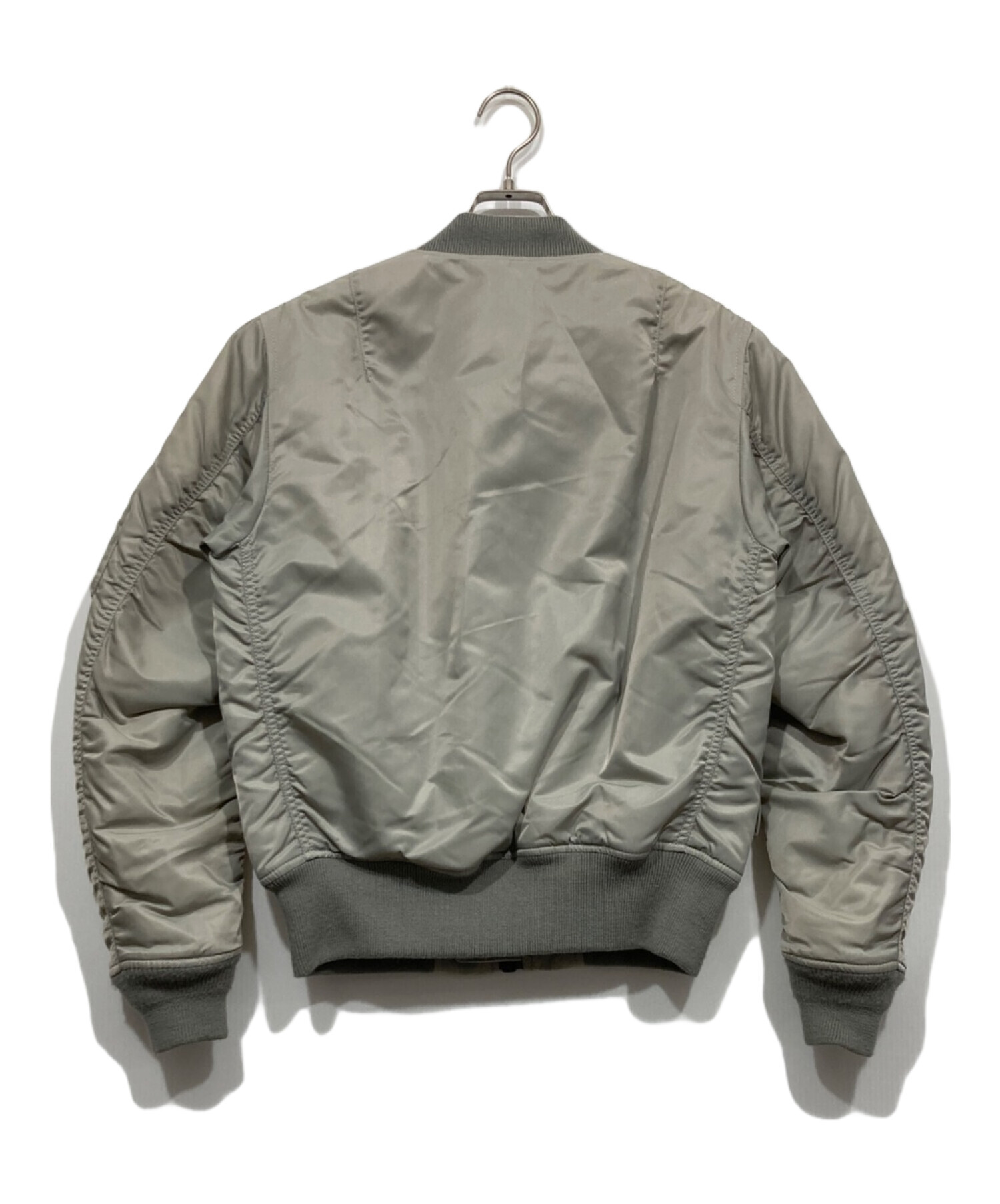 AVIREX グレー MA-1ジャケット 中古・古着通販】AVIREX