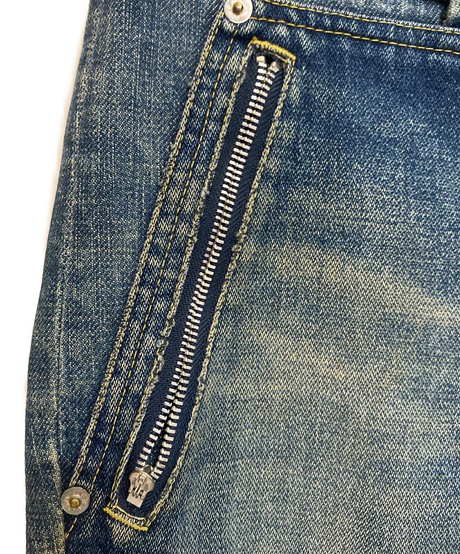 中古・古着通販】UNDERCOVER (アンダーカバー) パッチワークデニム 中古・古着通販】UNDERCOVER (アンダーカバー) パッチワークデニム