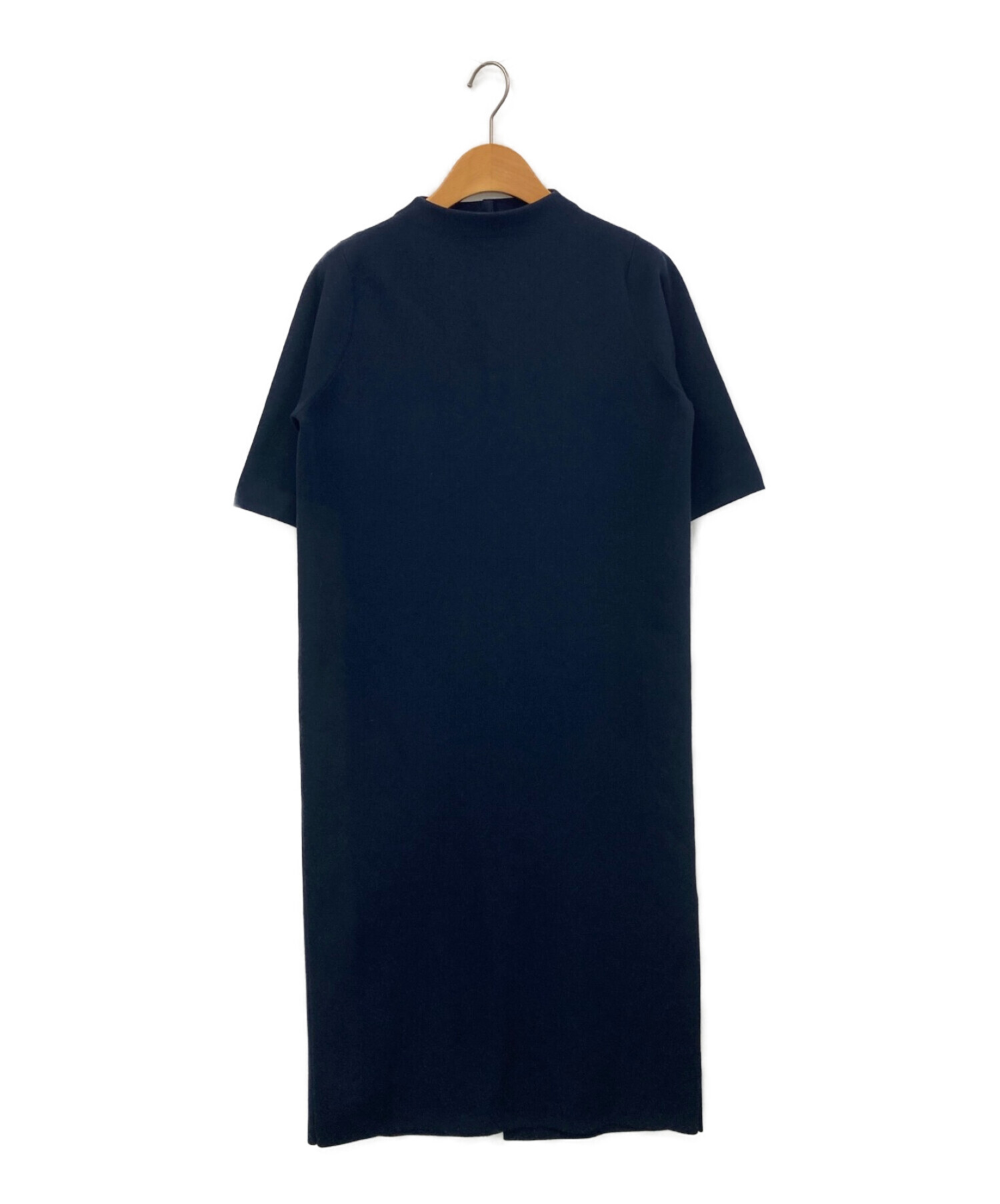 ポリエステルコットン バックパールボタンワンピース ポリエステルコットン バックパールボタンワンピース | maison