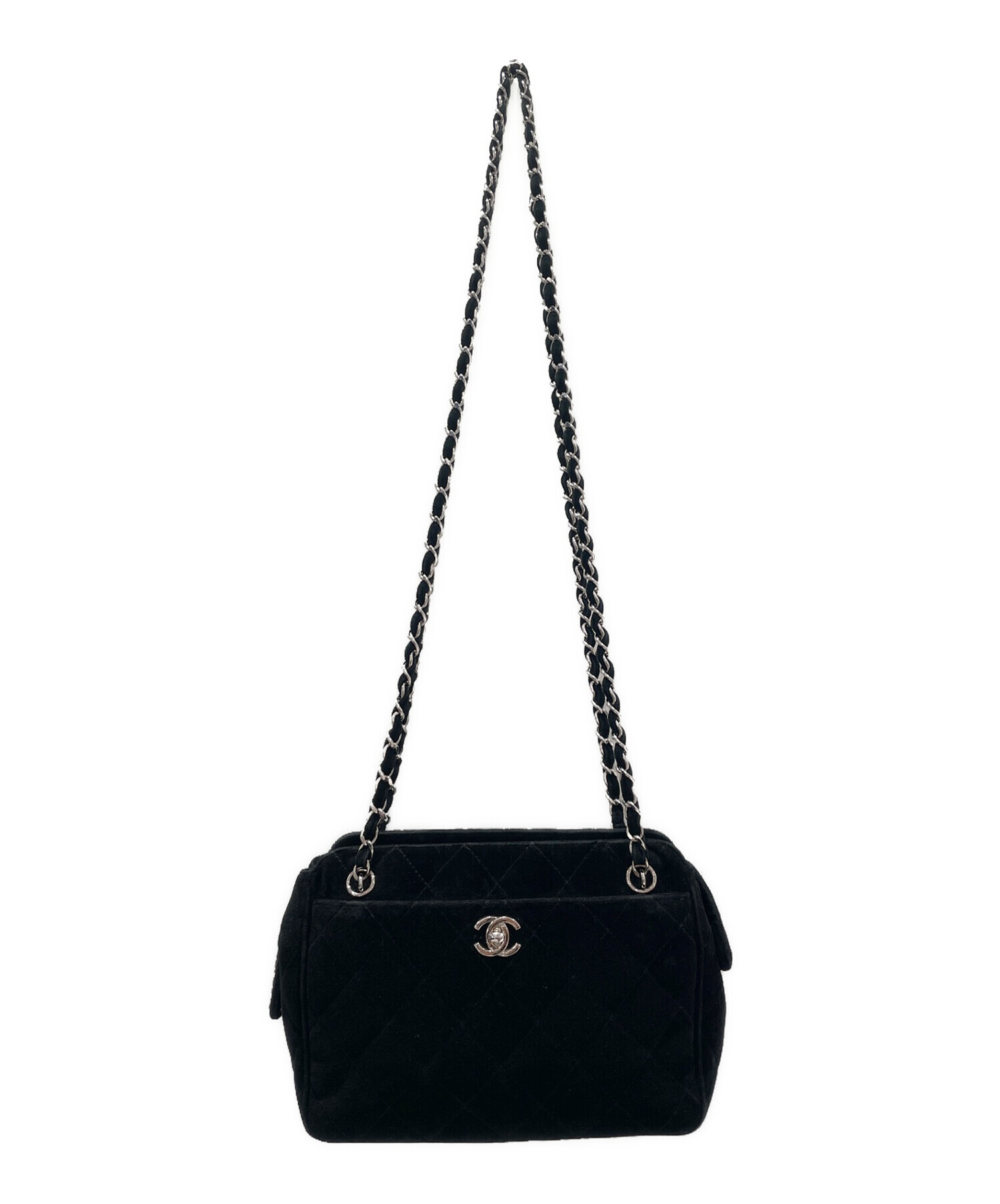 Xmasお値引き　シャネル　ベロア　パーティバッグ　マトラッセ　CCマーク　黒 Xmasお値引き シャネル ベロア パーティバッグ マトラッセ CCマーク 黒