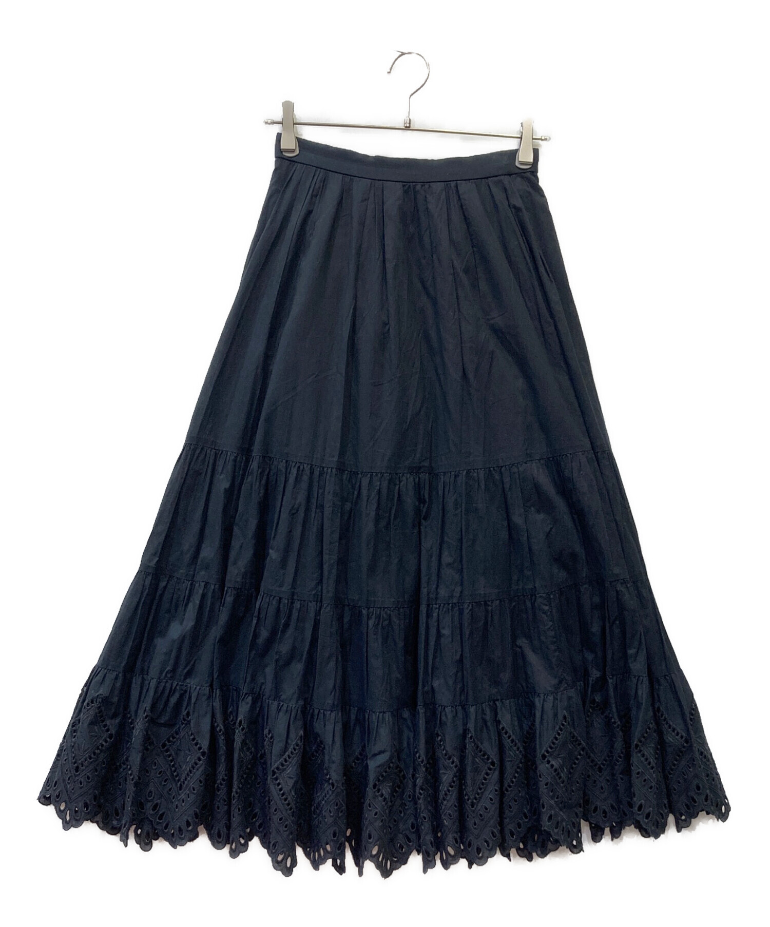 ティアードスカートアルページュストーリー本日22:00までの値下げ 中古・古着通販】ARPEGE STORY (アルページュストーリー) 刺繍