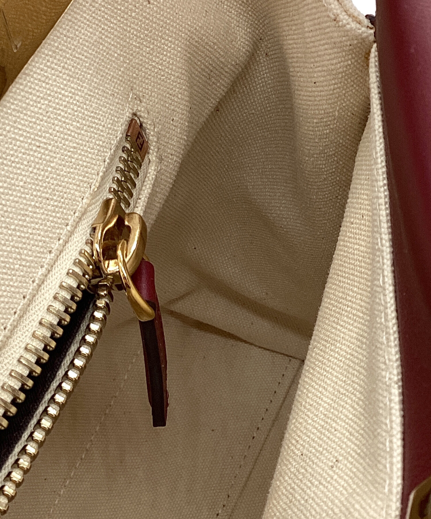 中古・古着通販】FENDI (フェンディ) ピーカブー ミディアム｜ブランド