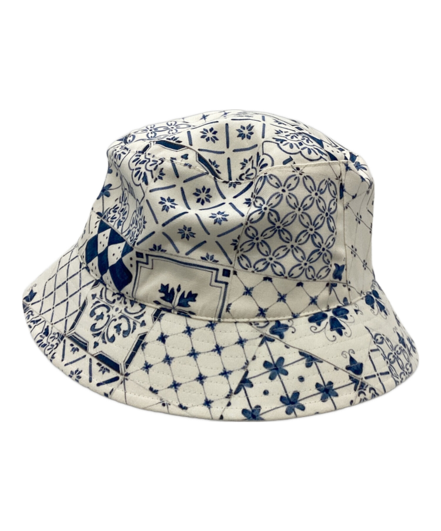 Kith ペイズリー柄 バケットハット ネイビー 中古・古着通販】KITH (キス) バケットハット ホワイト サイズ