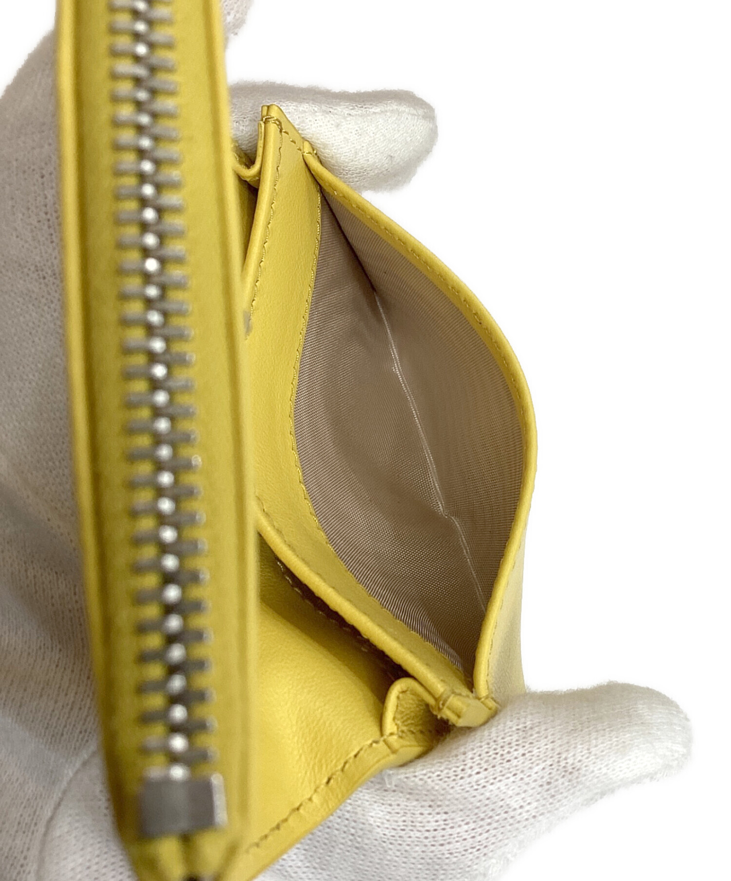 中古・古着通販】PRADA (プラダ) グレーストライアングルエンボス  