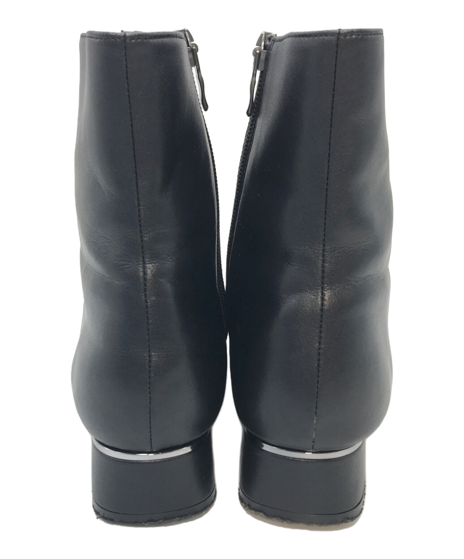 最終値下げ　DIANA ブラック ヒールブーティ 24.5 中古・古着通販】DIANA (ダイアナ) ローヒールショートブーツ